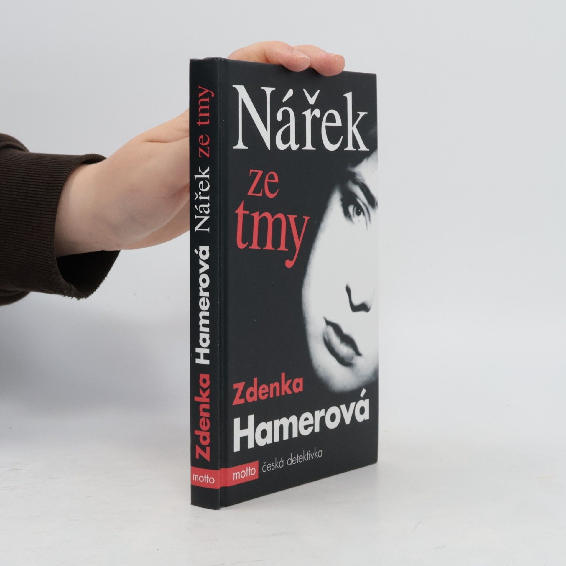 Zdenka Hamerová Nářek ze tmy