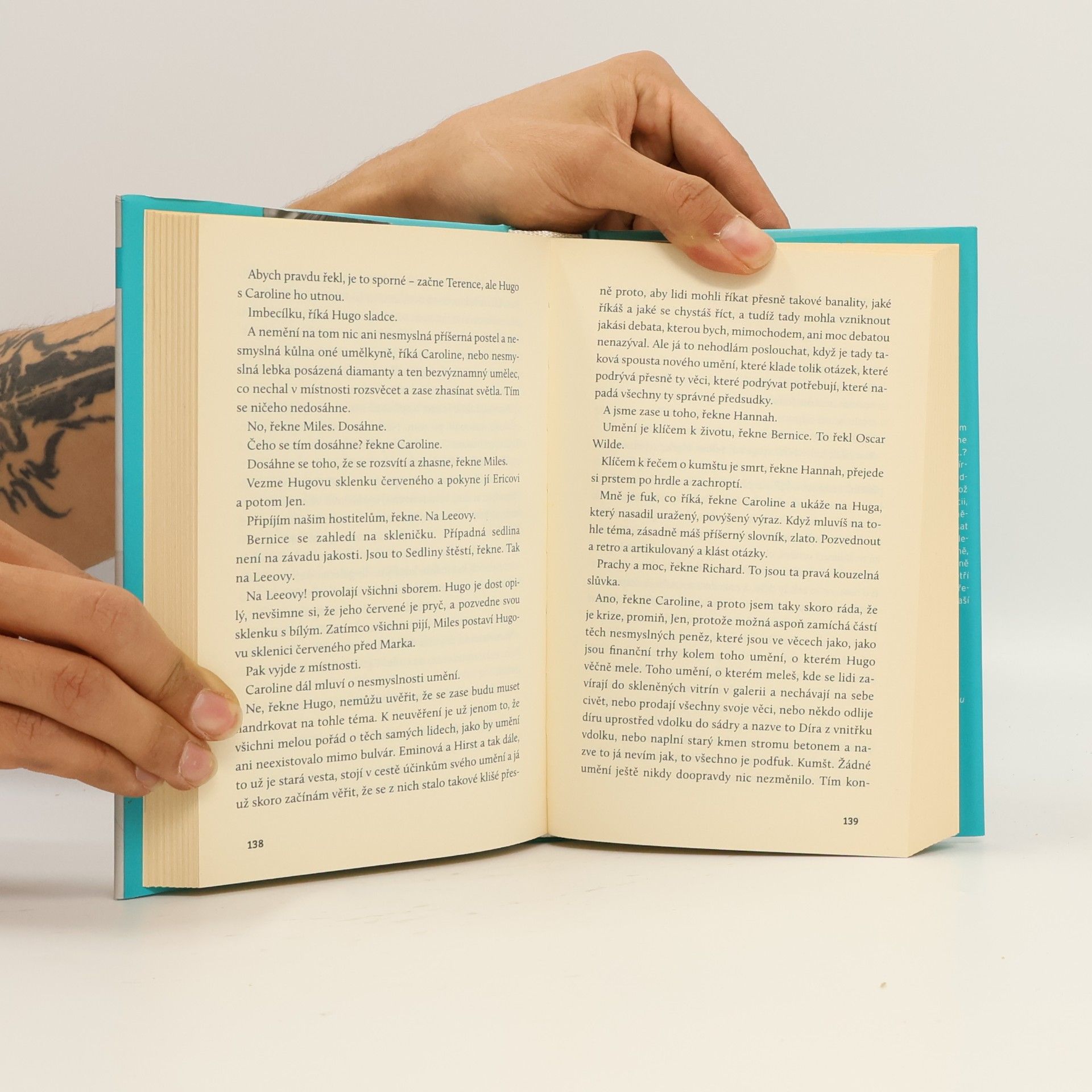 Ali Smith Tam někde za duhou