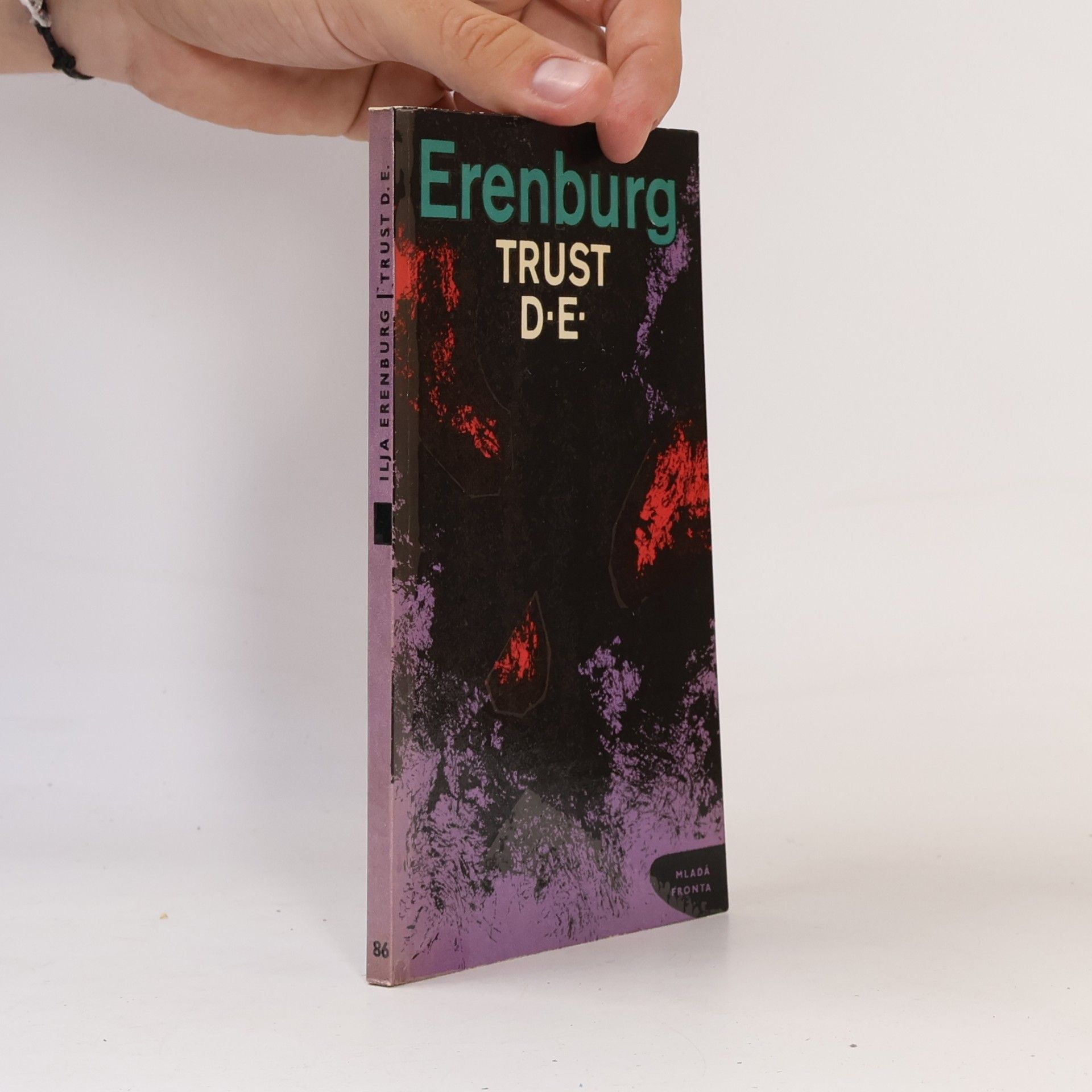 Trust D. E.