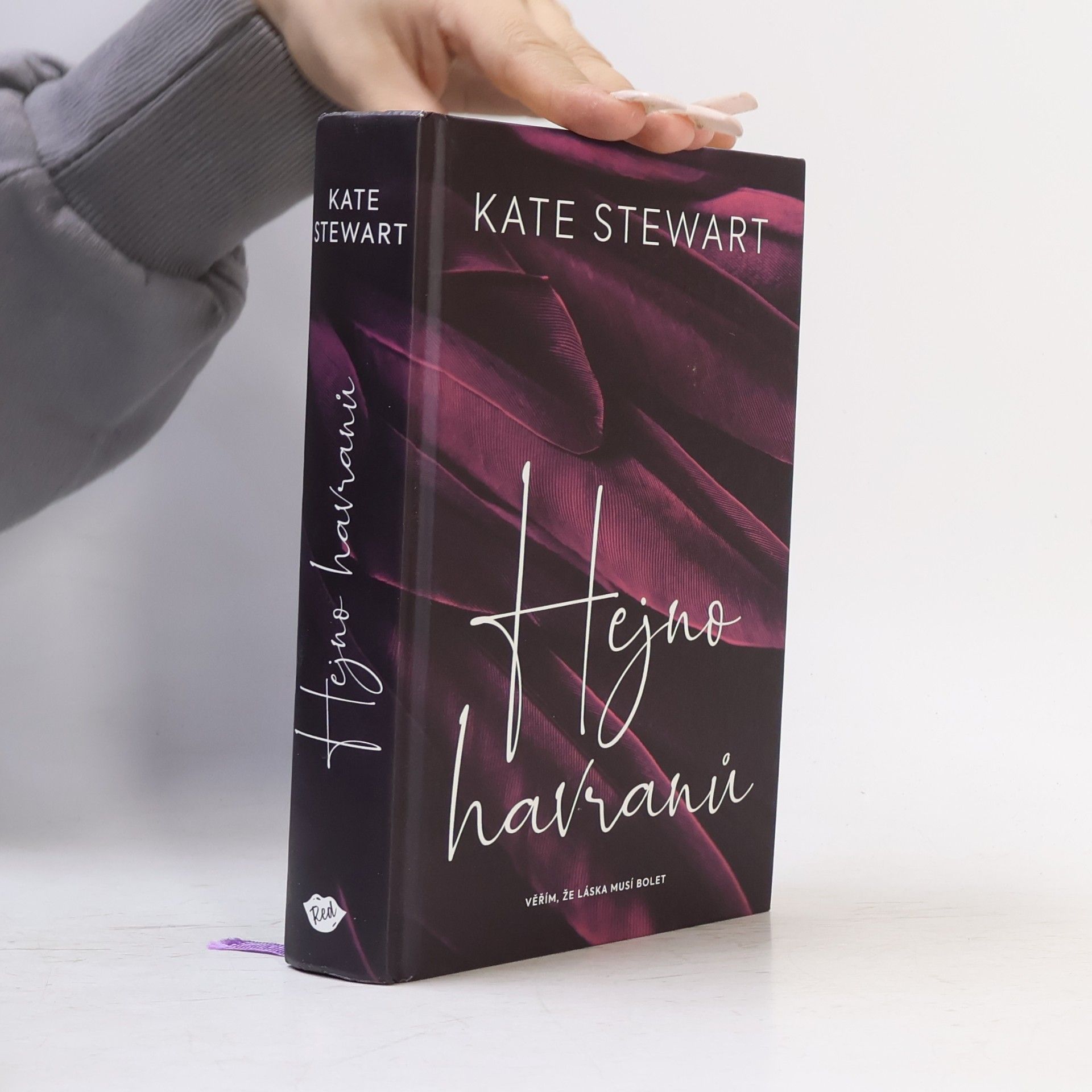 Kate Stewart Hejno havranů