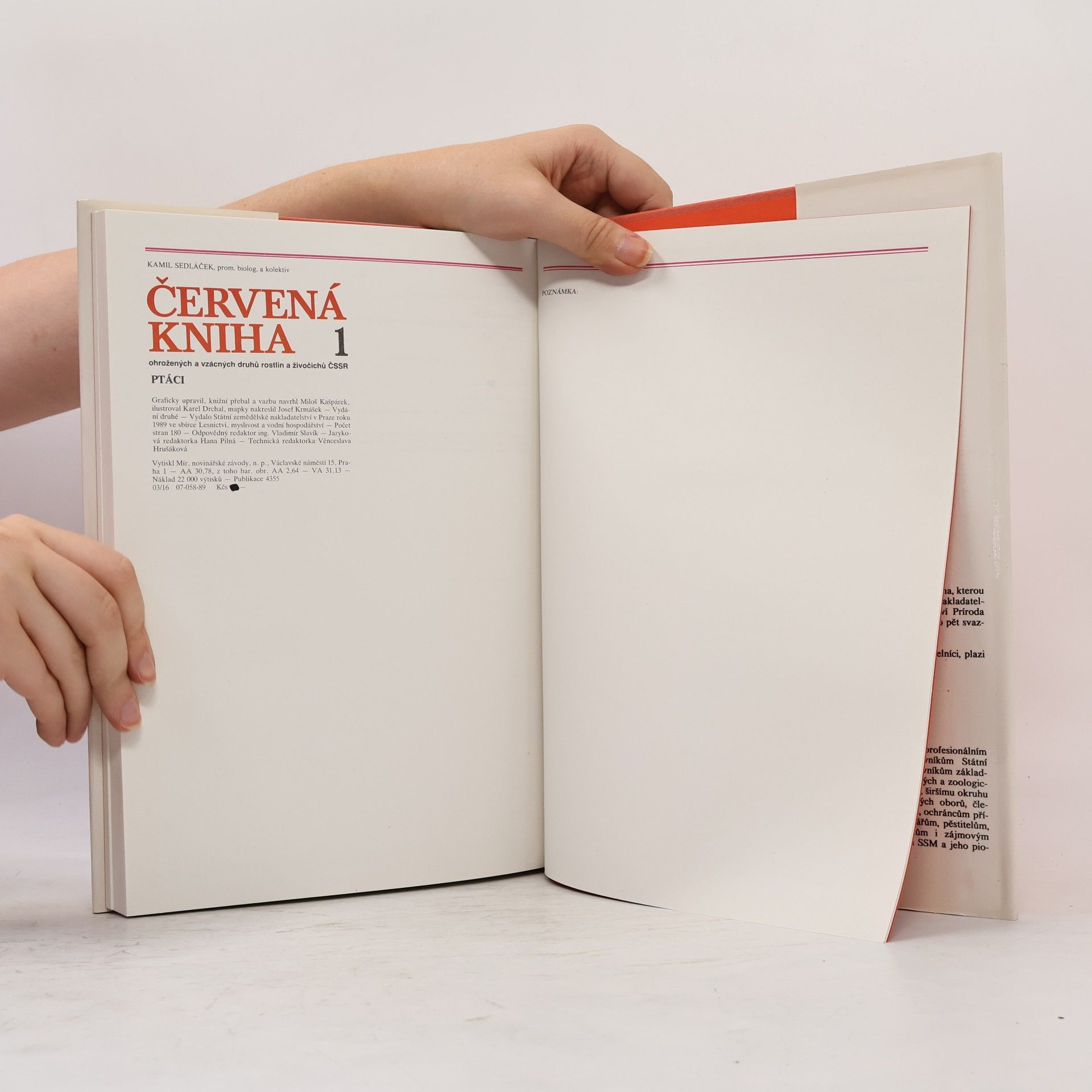 Kolektiv autorů Červená kniha ohrožených a vzácných druhů rostlin a živočichů ČSSR.