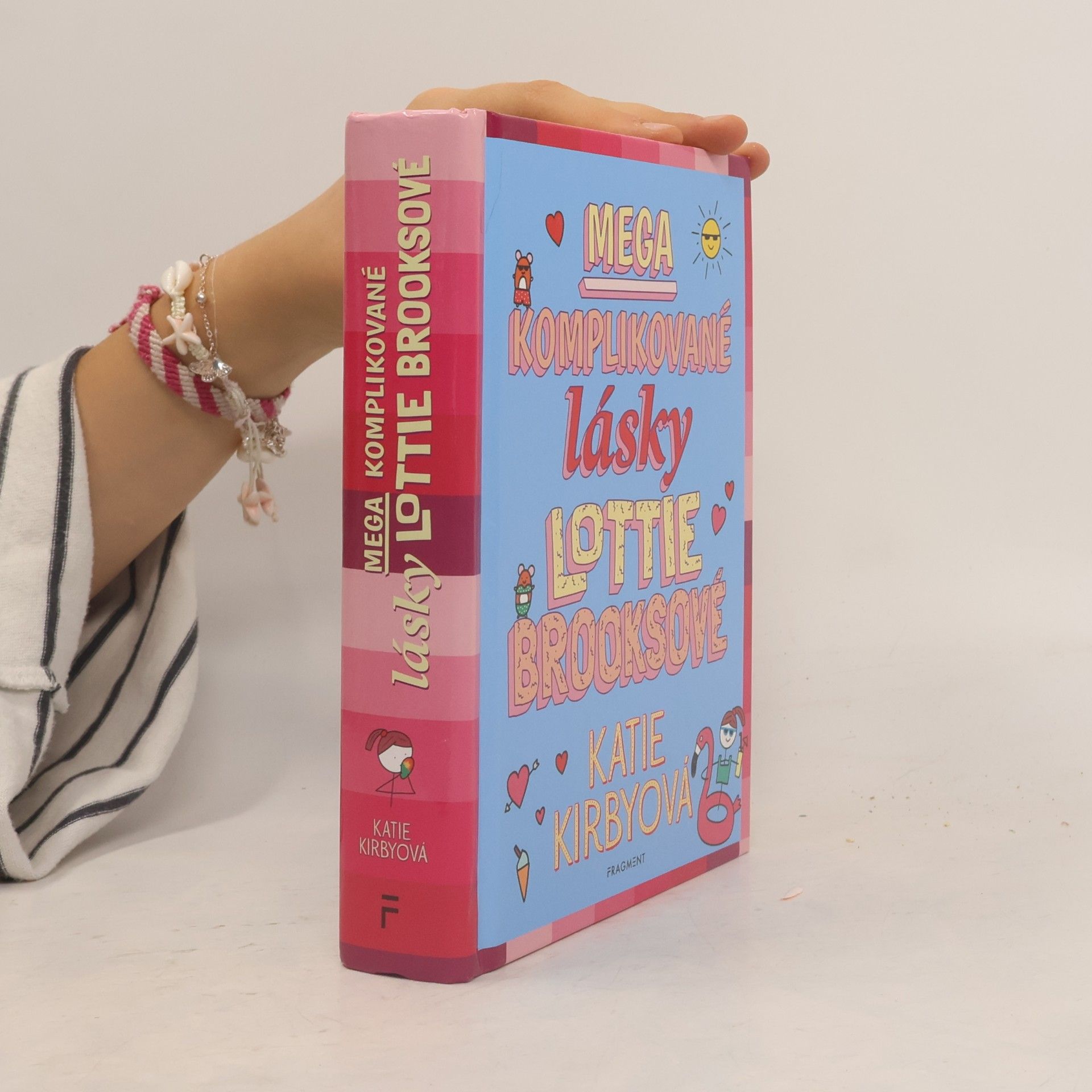 Katie Kirby Mega komplikované lásky Lottie Brooksové