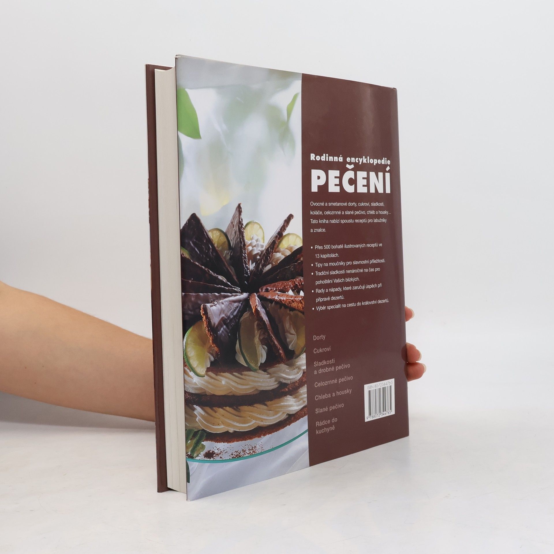 Petra Lukešová Pečení : dorty, cukroví, slané a celozrnné pečivo, rádce do kuchyně