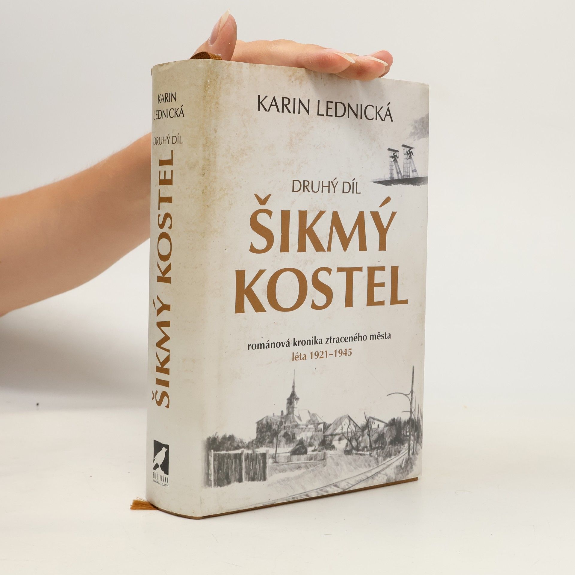 Karin Lednická Šikmý kostel 2
