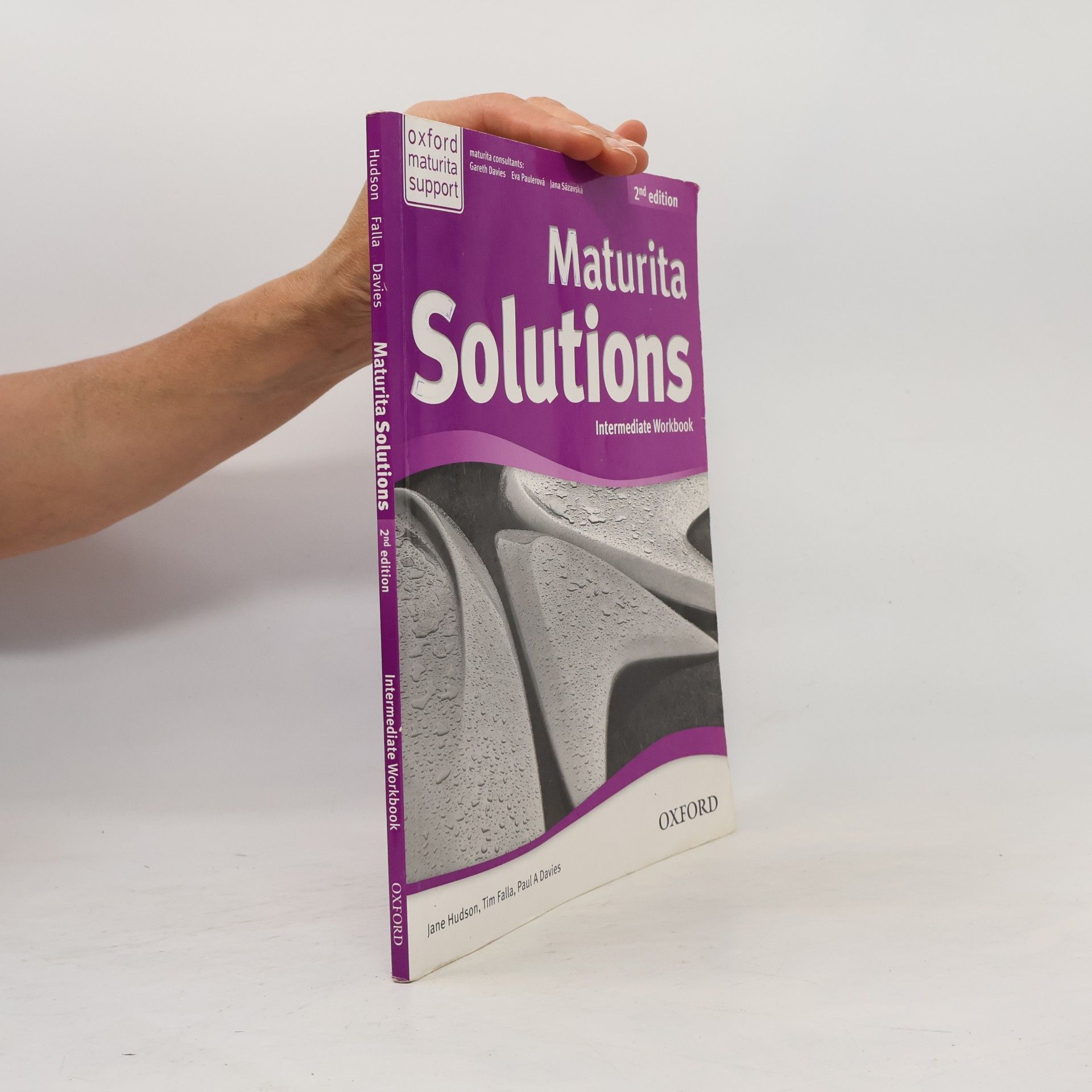 Gareth Davies Maturita Solutions. Intermediate. Workbook