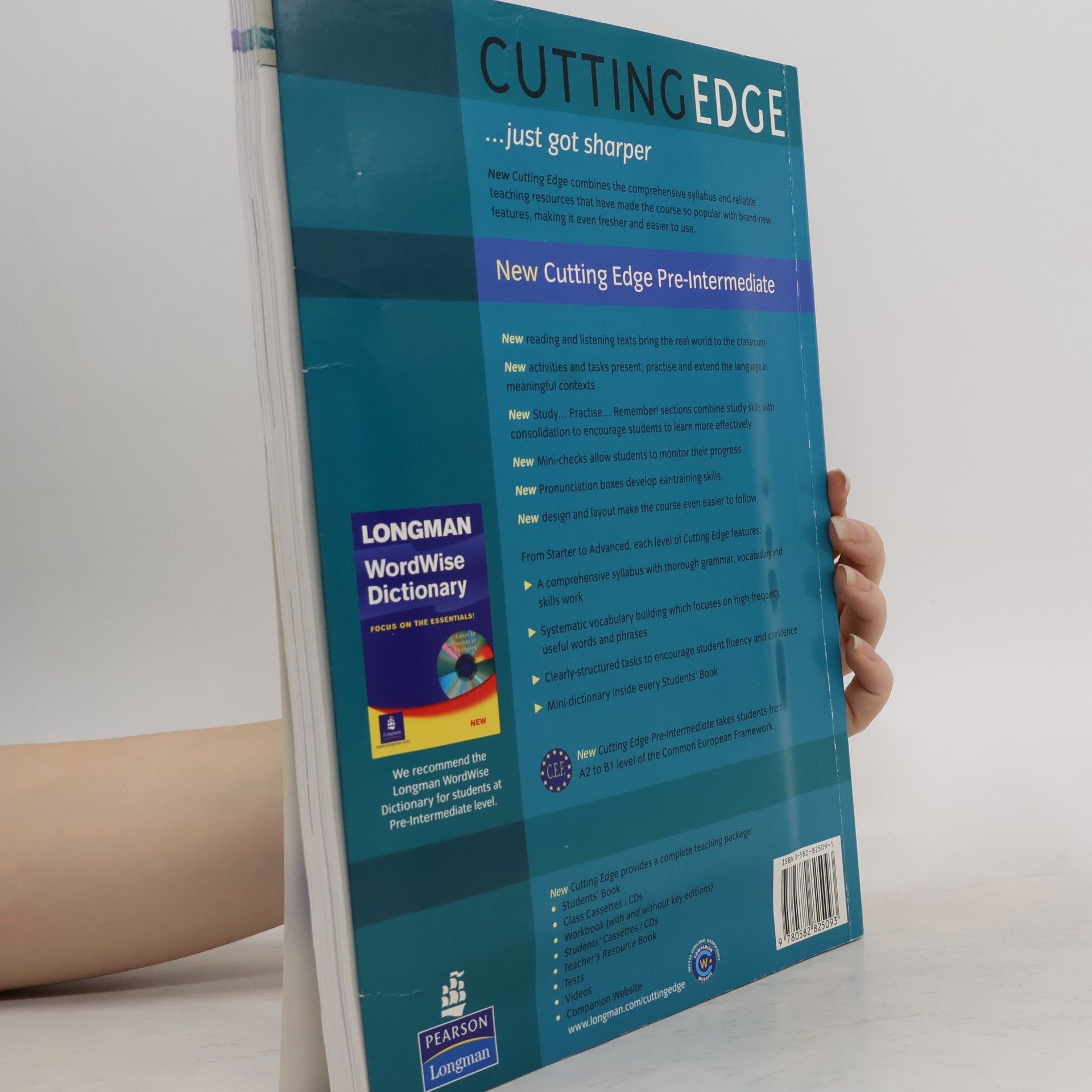 Sarah Cunningham New Cutting edge. Pre-intermediate. Students' book