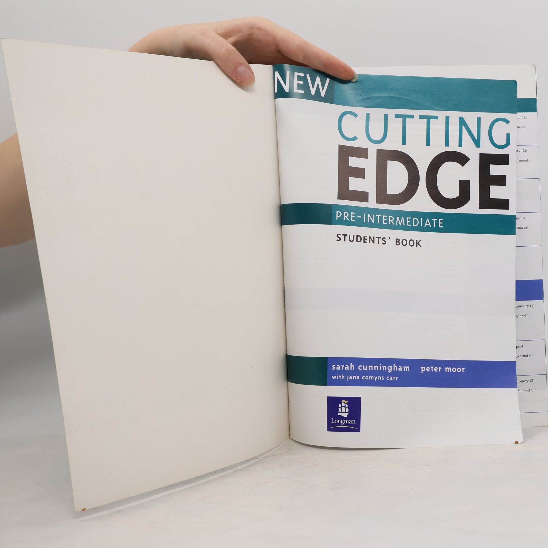 Sarah Cunningham New Cutting edge. Pre-intermediate. Students' book