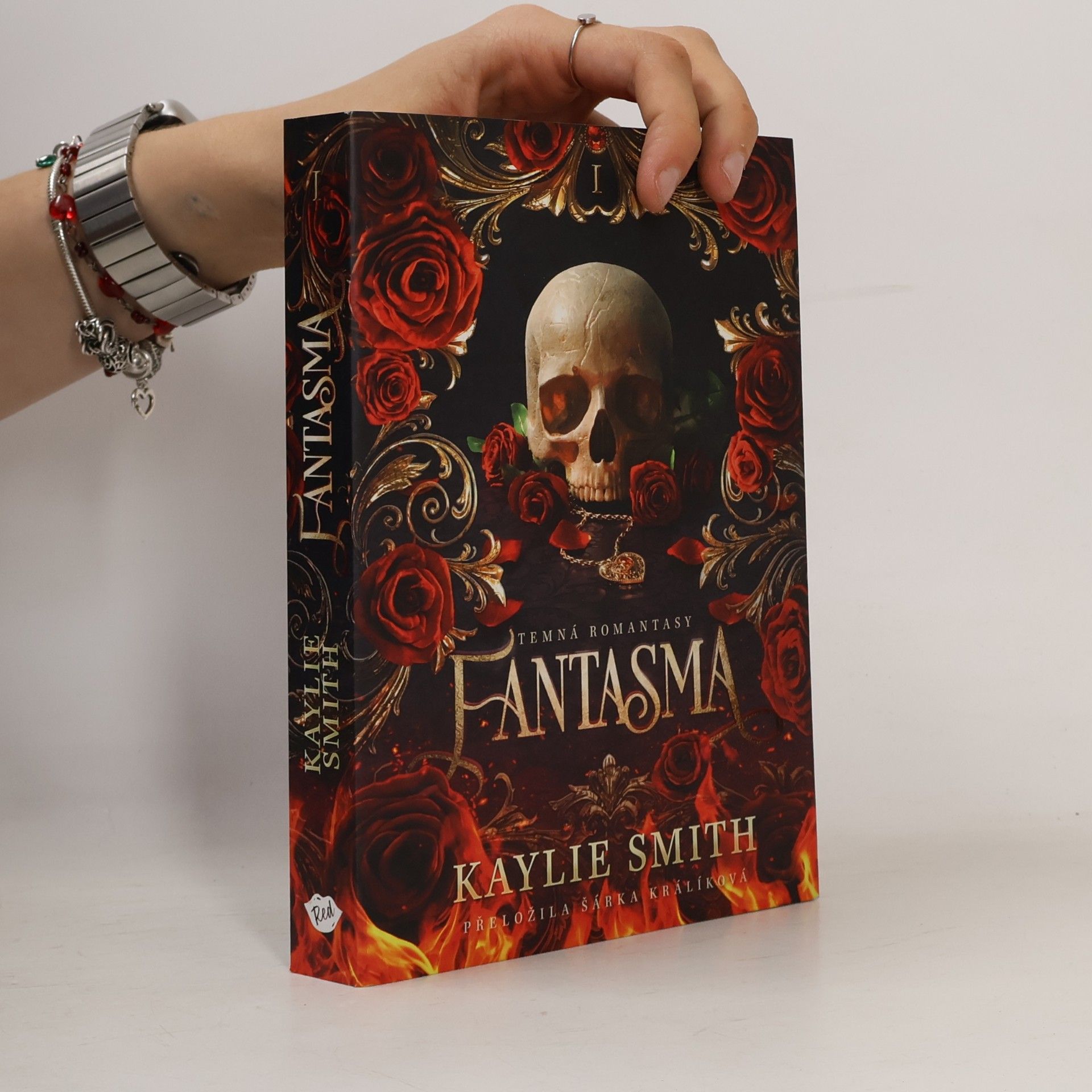 Kaylie Smith Hříšné hry. První díl, Fantasma