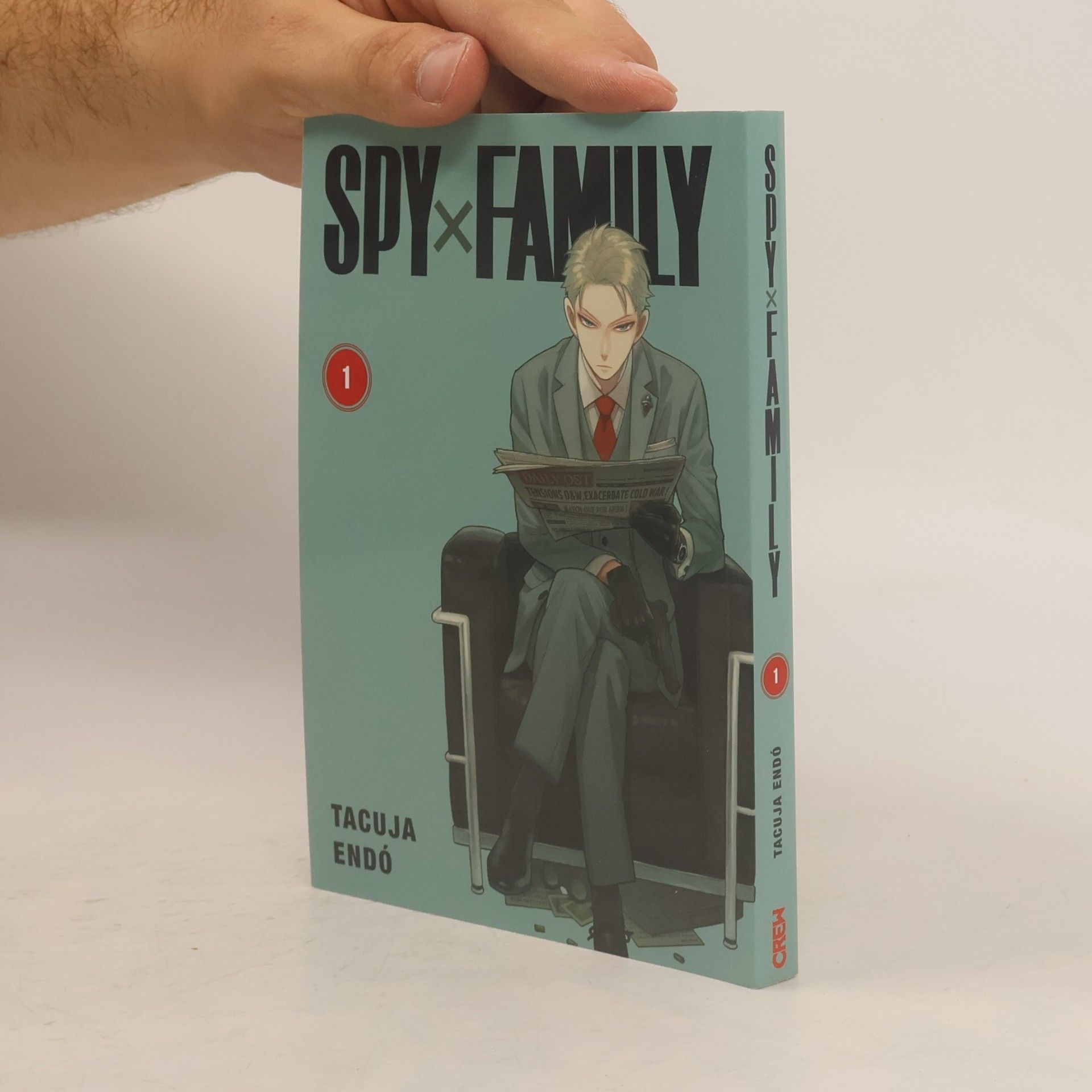 Tacuja Endó Spy x Family 1