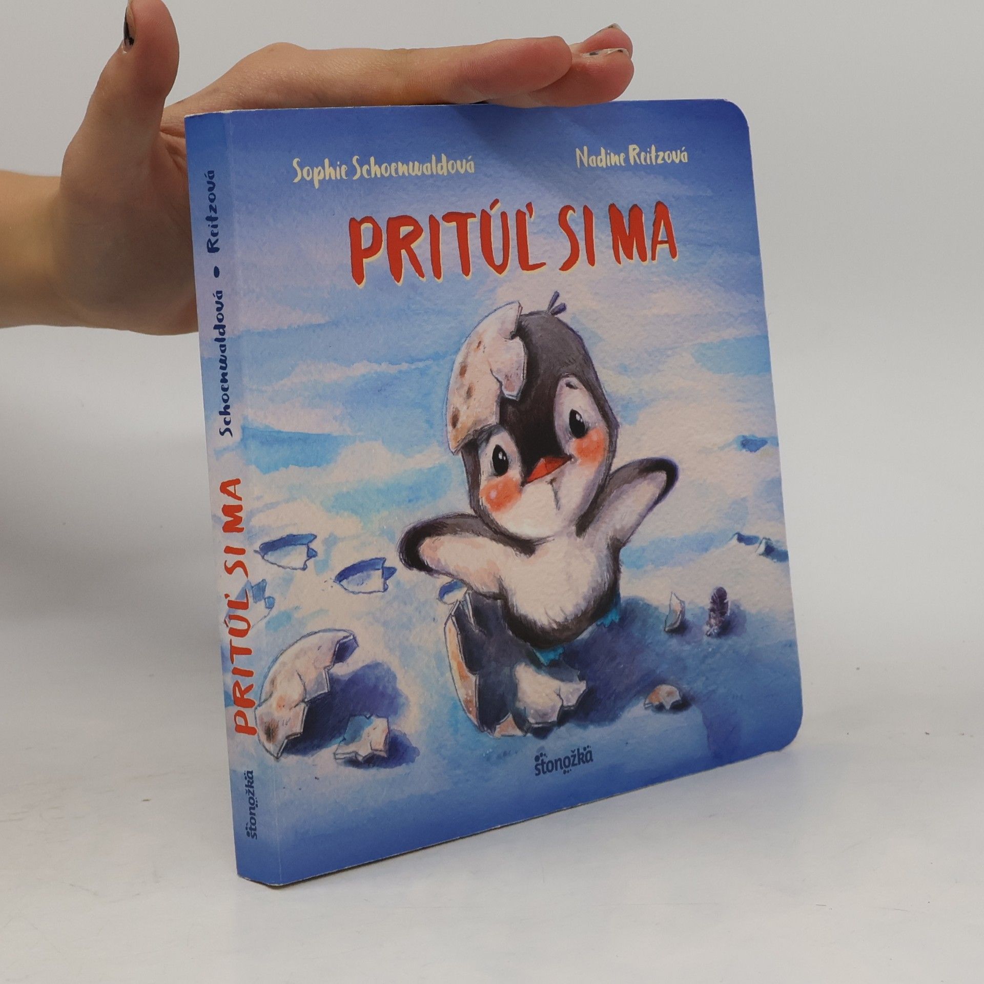Sophie Schoenwaldová  Pritúľ si ma