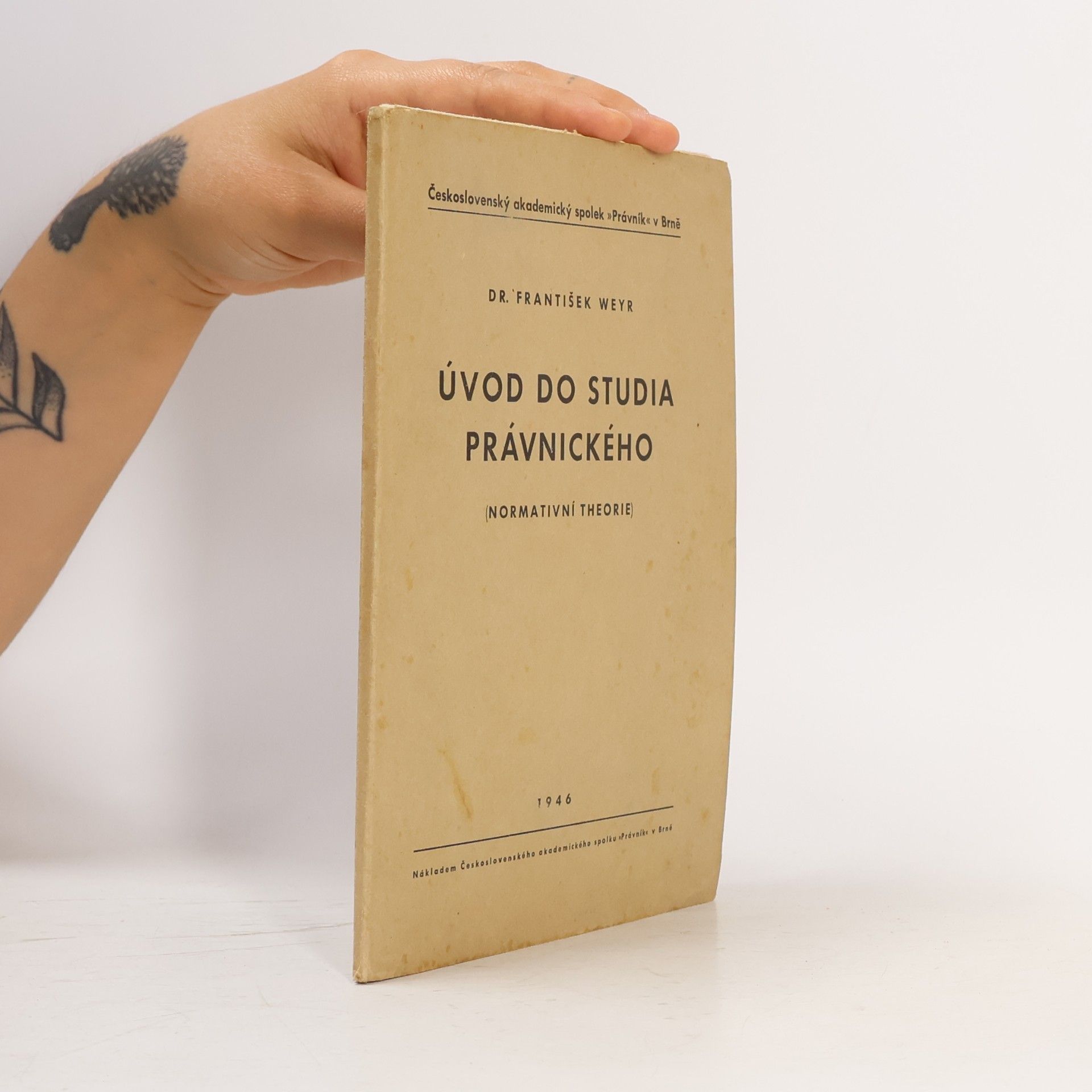 Úvod do studia právnického