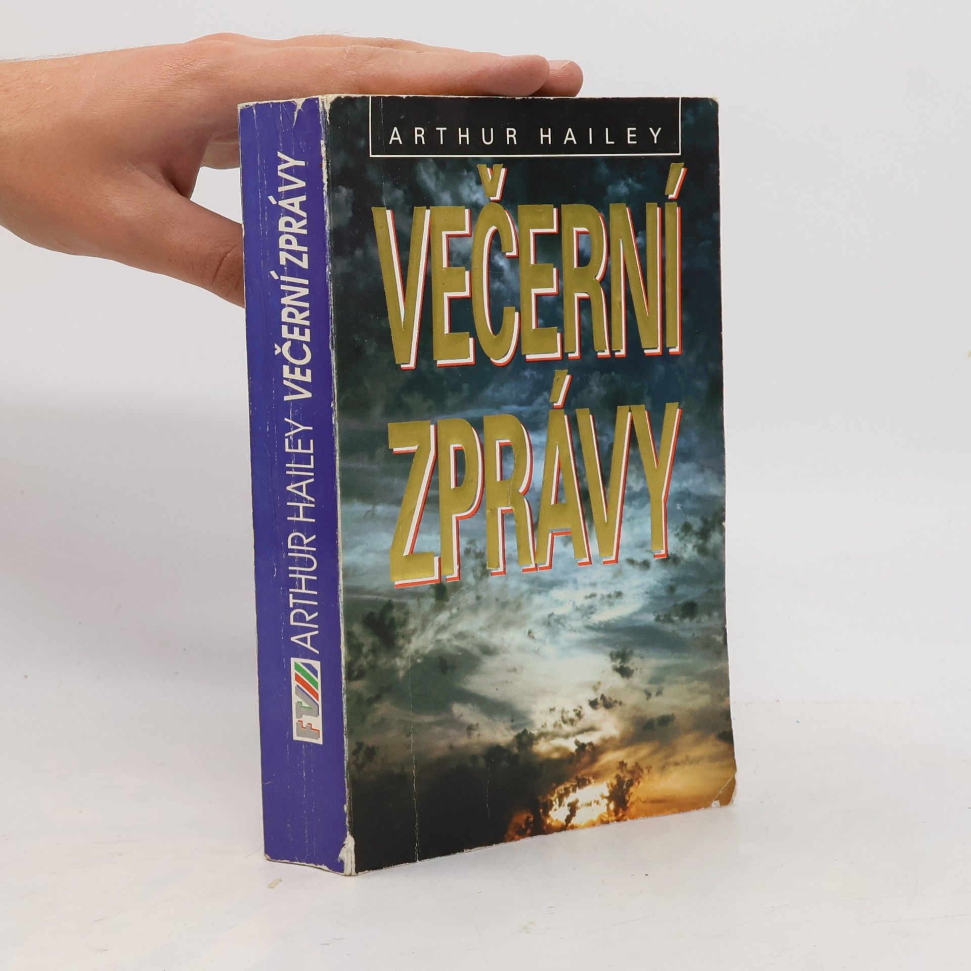 Arthur Hailey Večerní zprávy