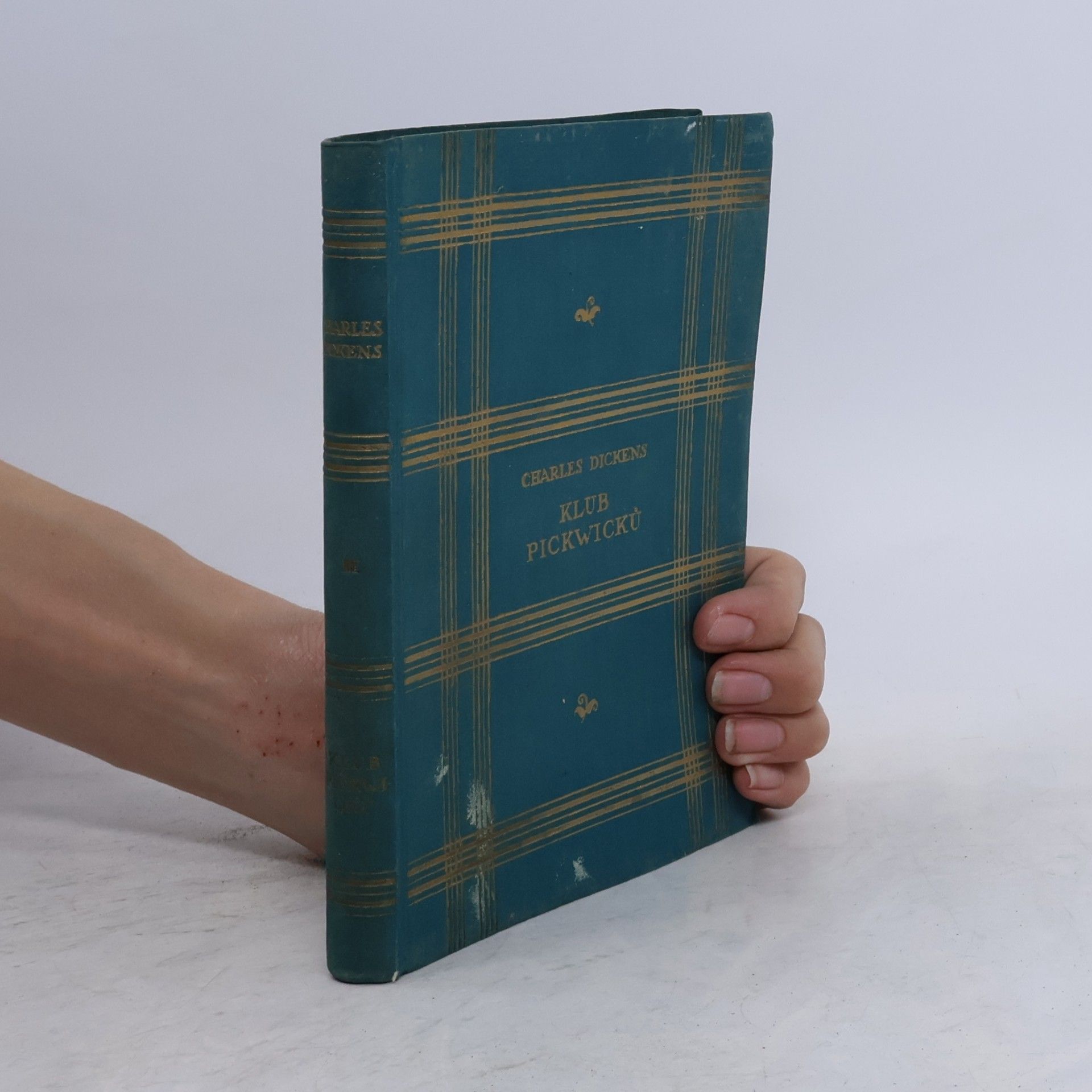 Charles Dickens Klub Pickwicků. Část třetí