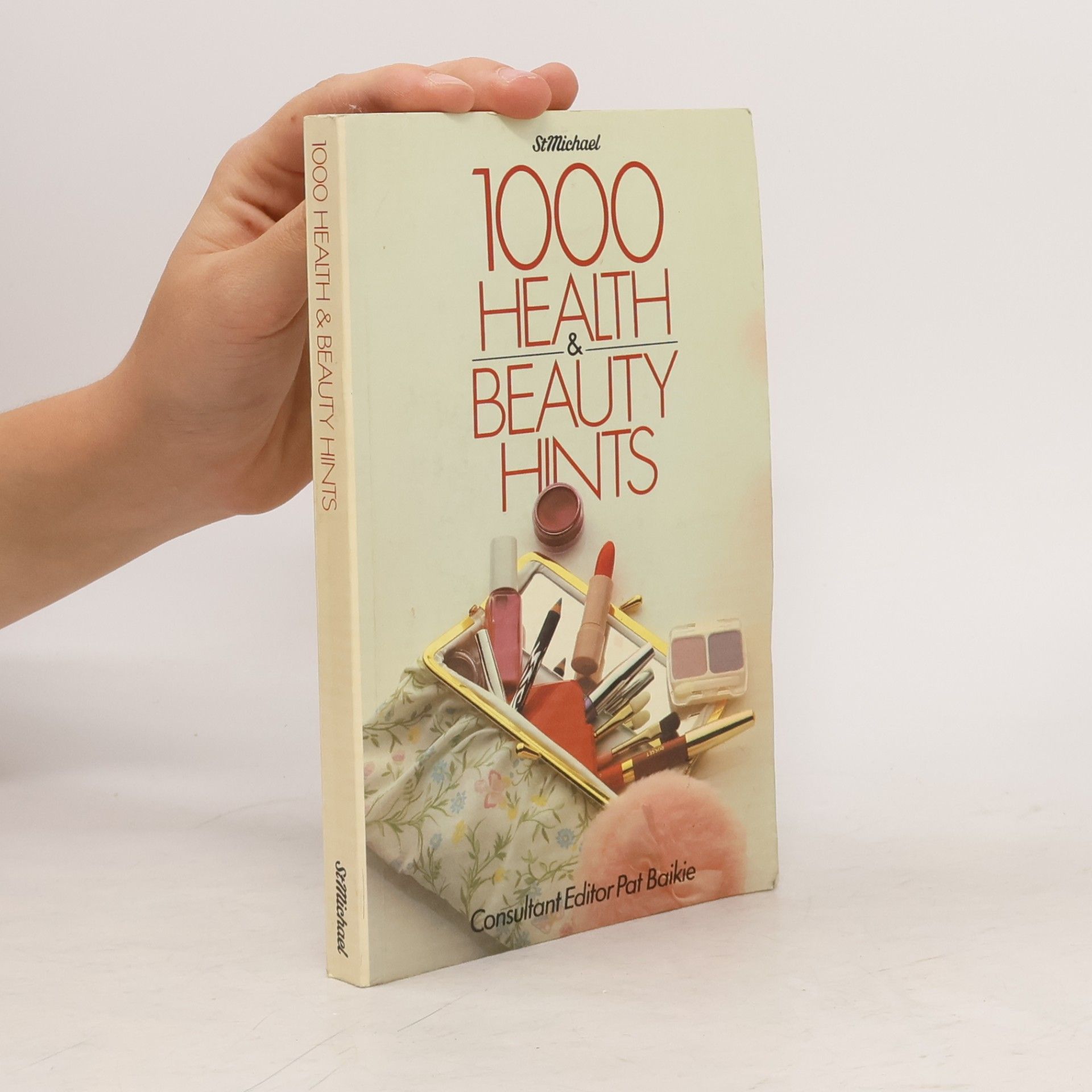 Pat Baikie 1000 Health and Beauty Hints