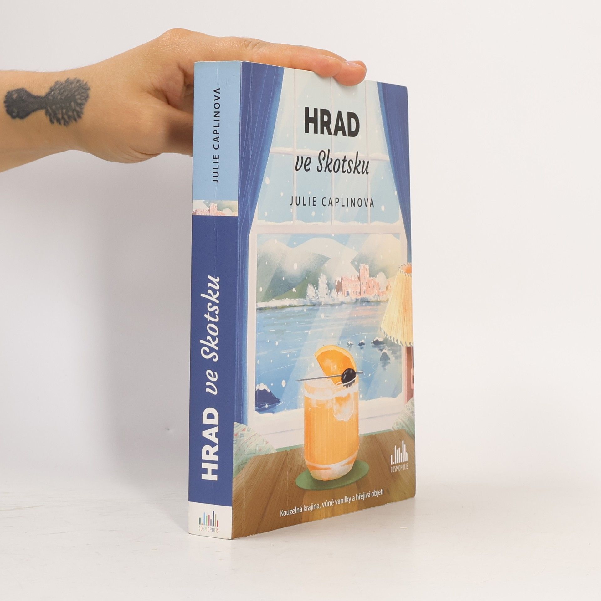 Julie Caplin Hrad ve Skotsku