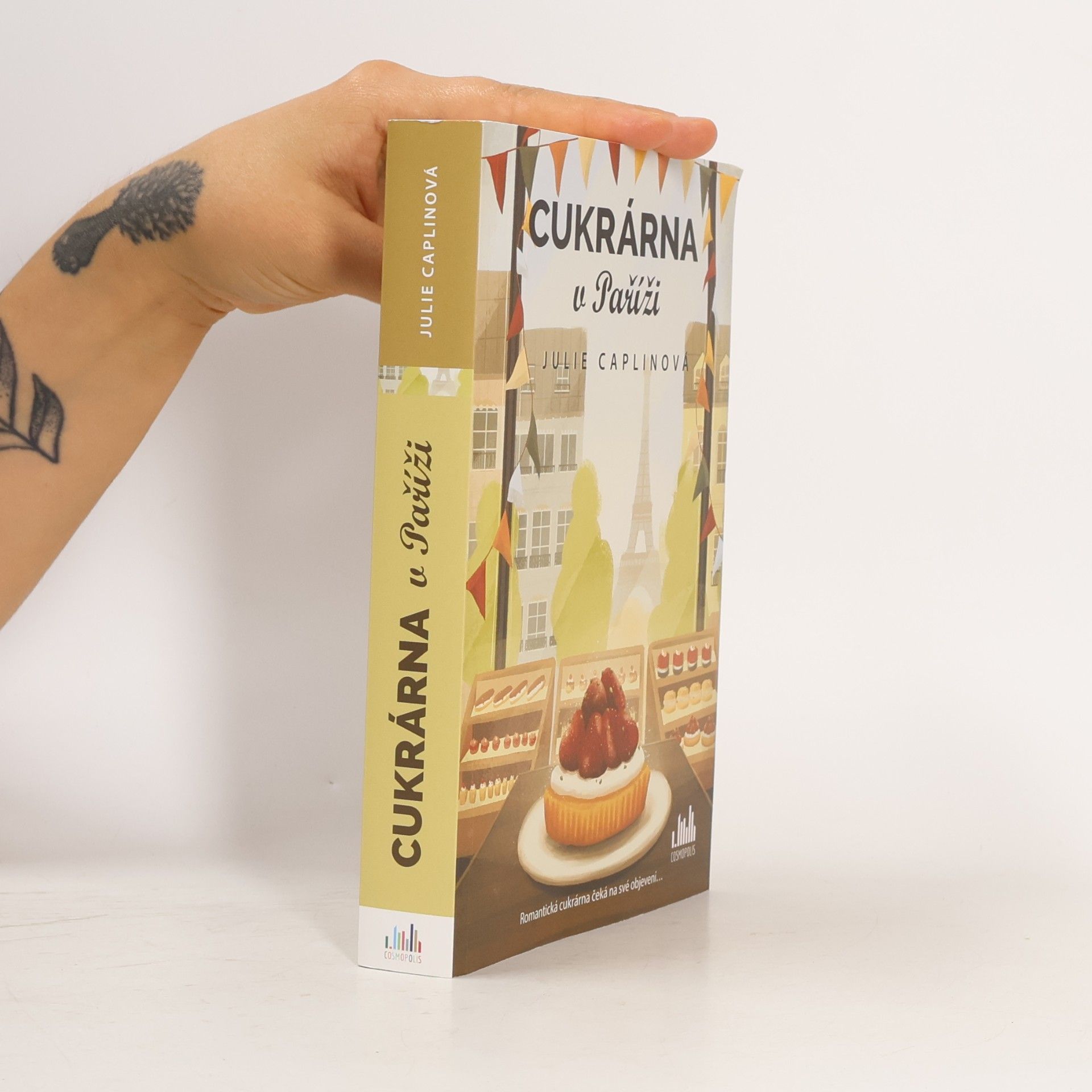 Julie Caplinová Cukrárna v Paříži
