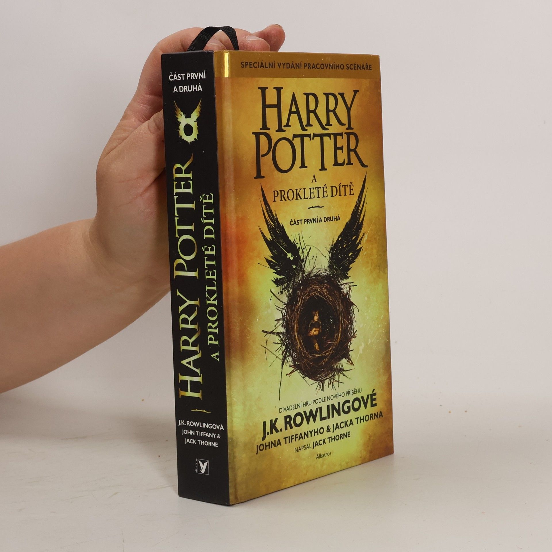Jack Thorne Harry Potter a prokleté dítě