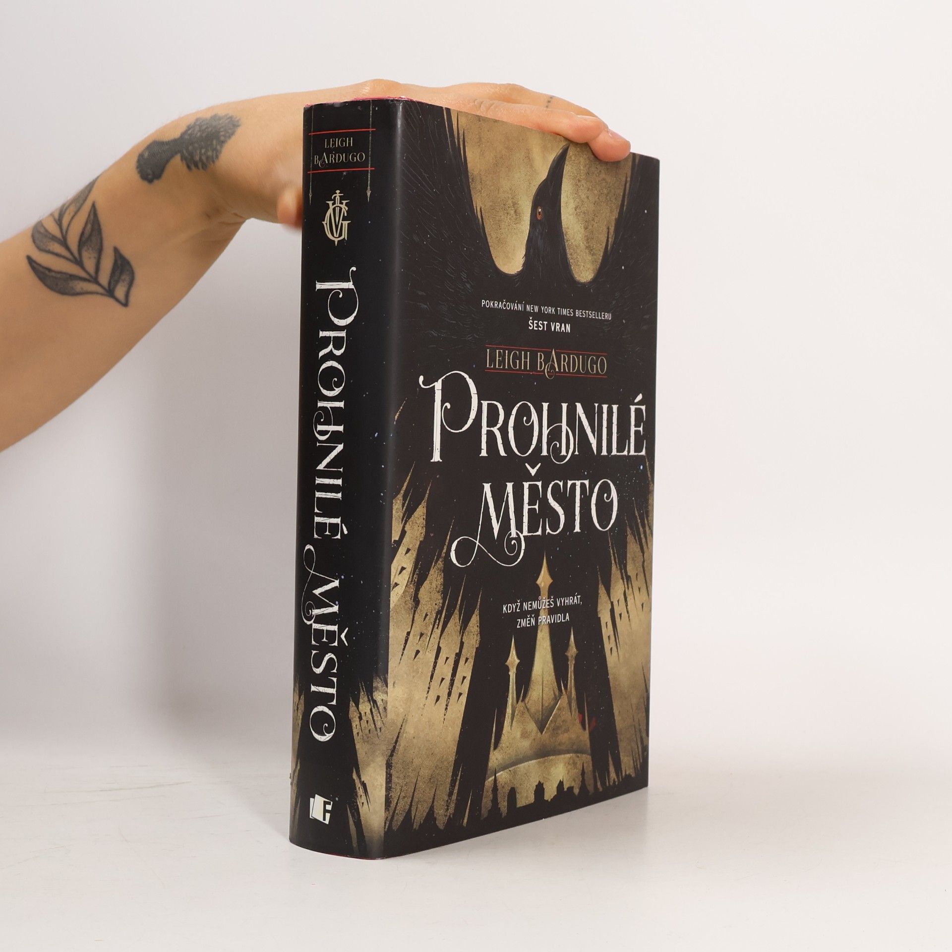 Leigh Bardugo Prohnilé město