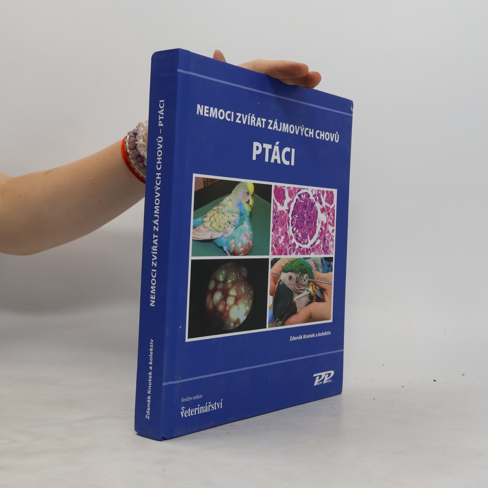 Knižní edice Veterinářství: Nemoci zvířat zájmových chovů – Ptáci