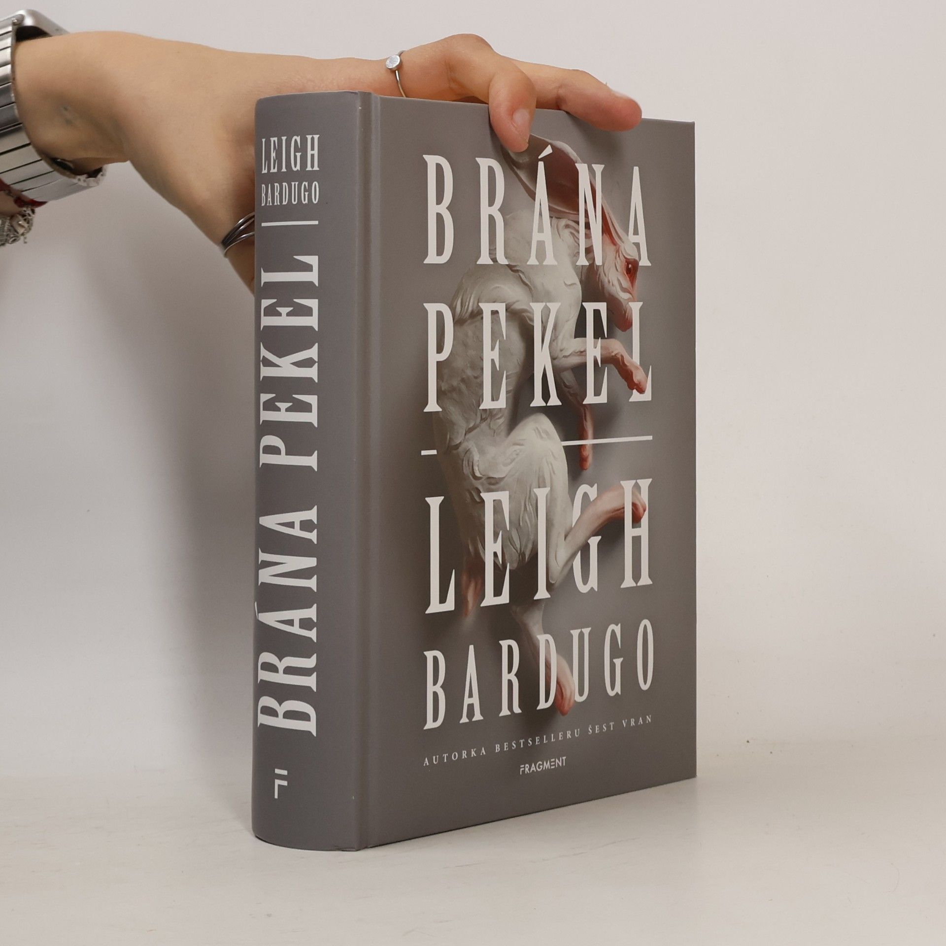 Leigh Bardugo Brána pekel