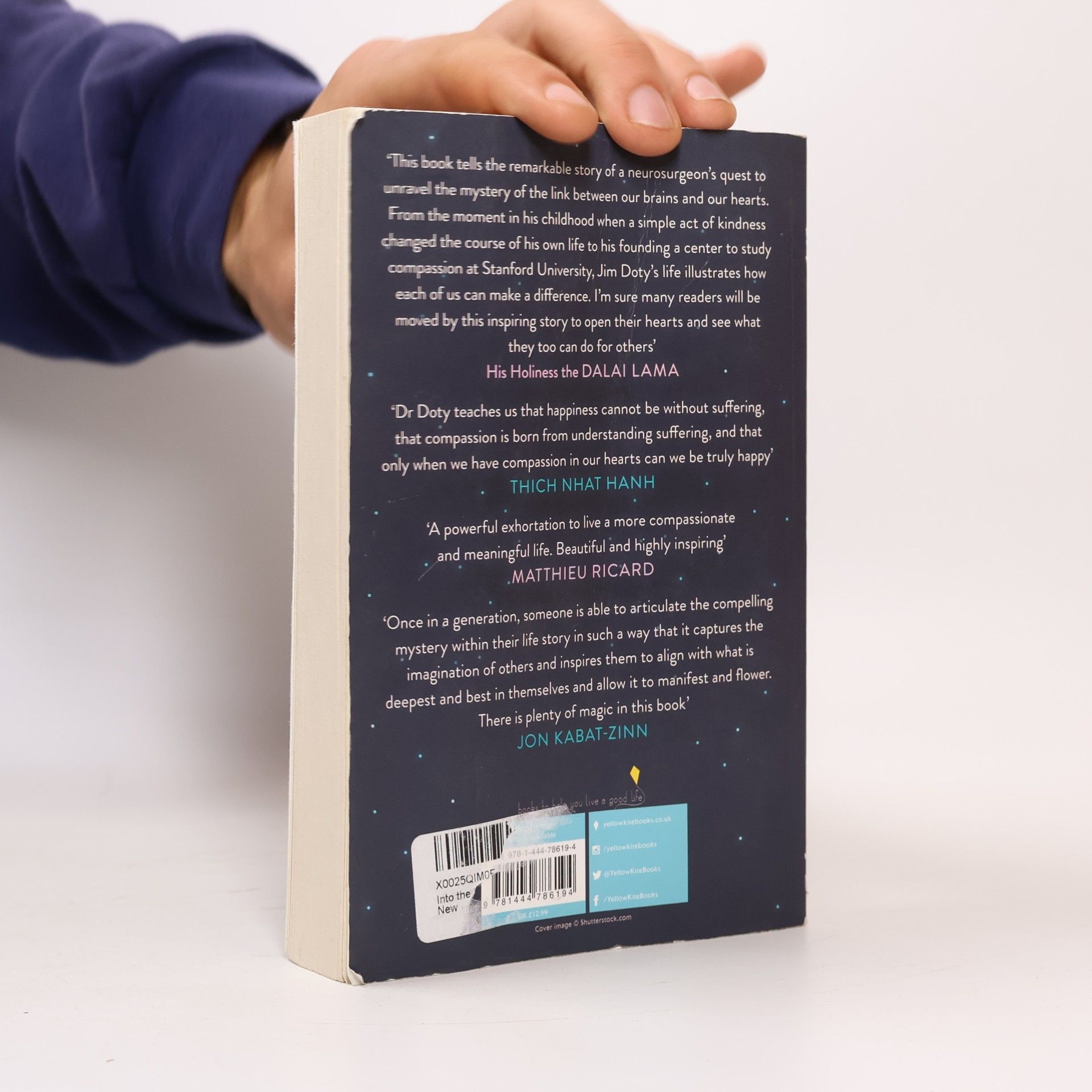James R. Doty Into the Magic Shop: A neurosurgeon´s true story of the life-changing magic of mindfulness and compassion that inspired the hit K-pop band BTS