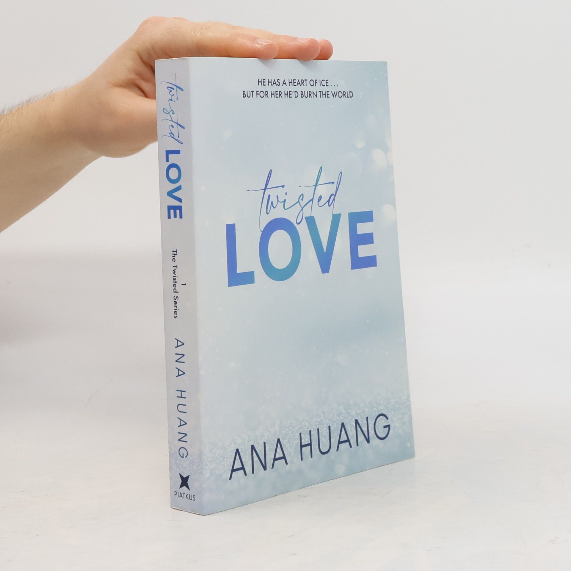 Ana Huang Twisted love. Twisted book one