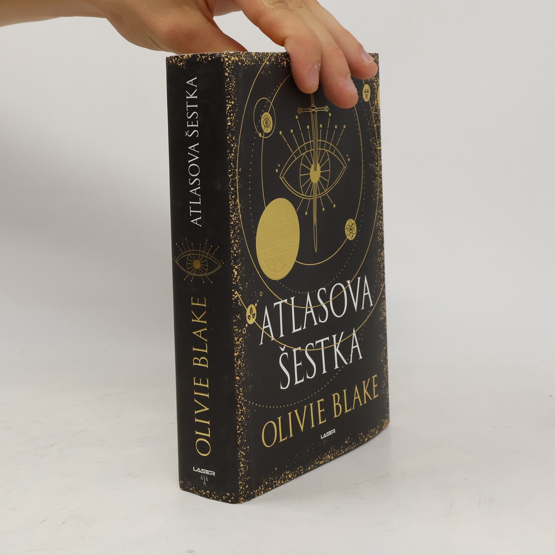 Olivie Blake Atlasova šestka