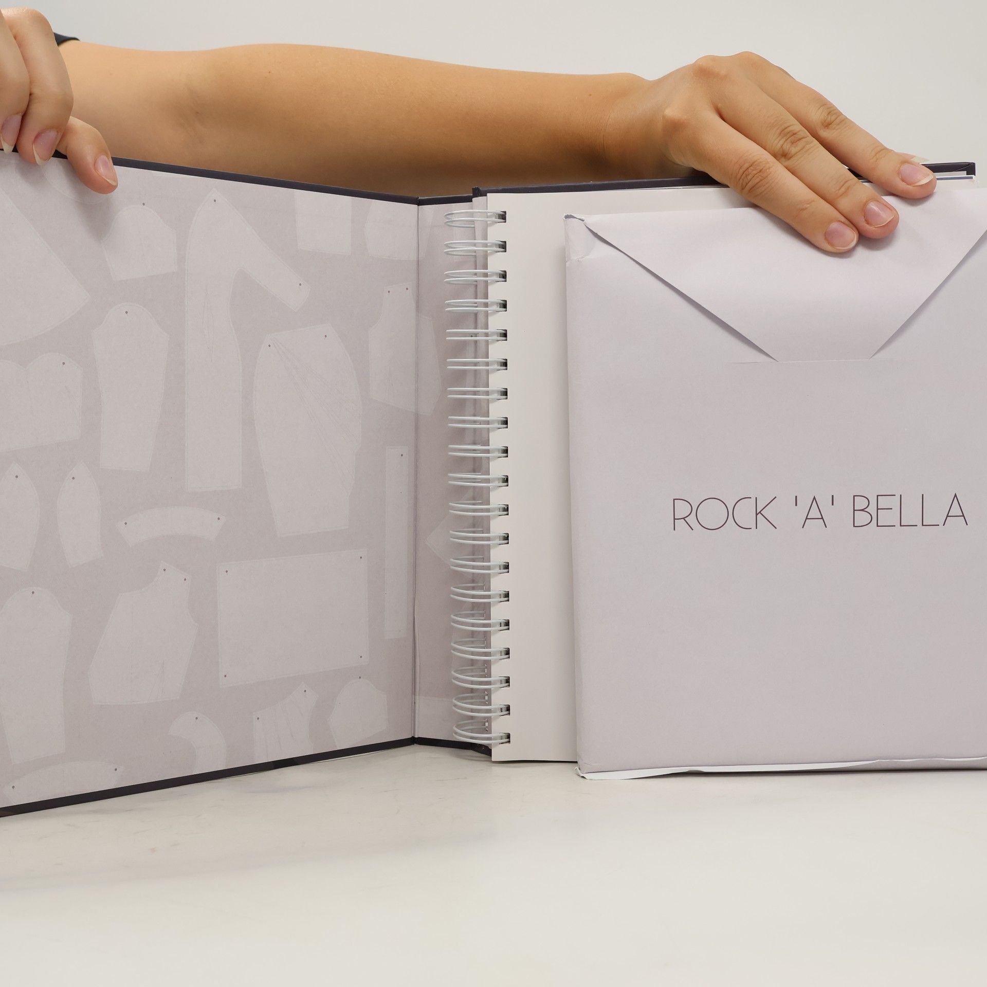 Gretchen Hirsch Rock 'a' Bella