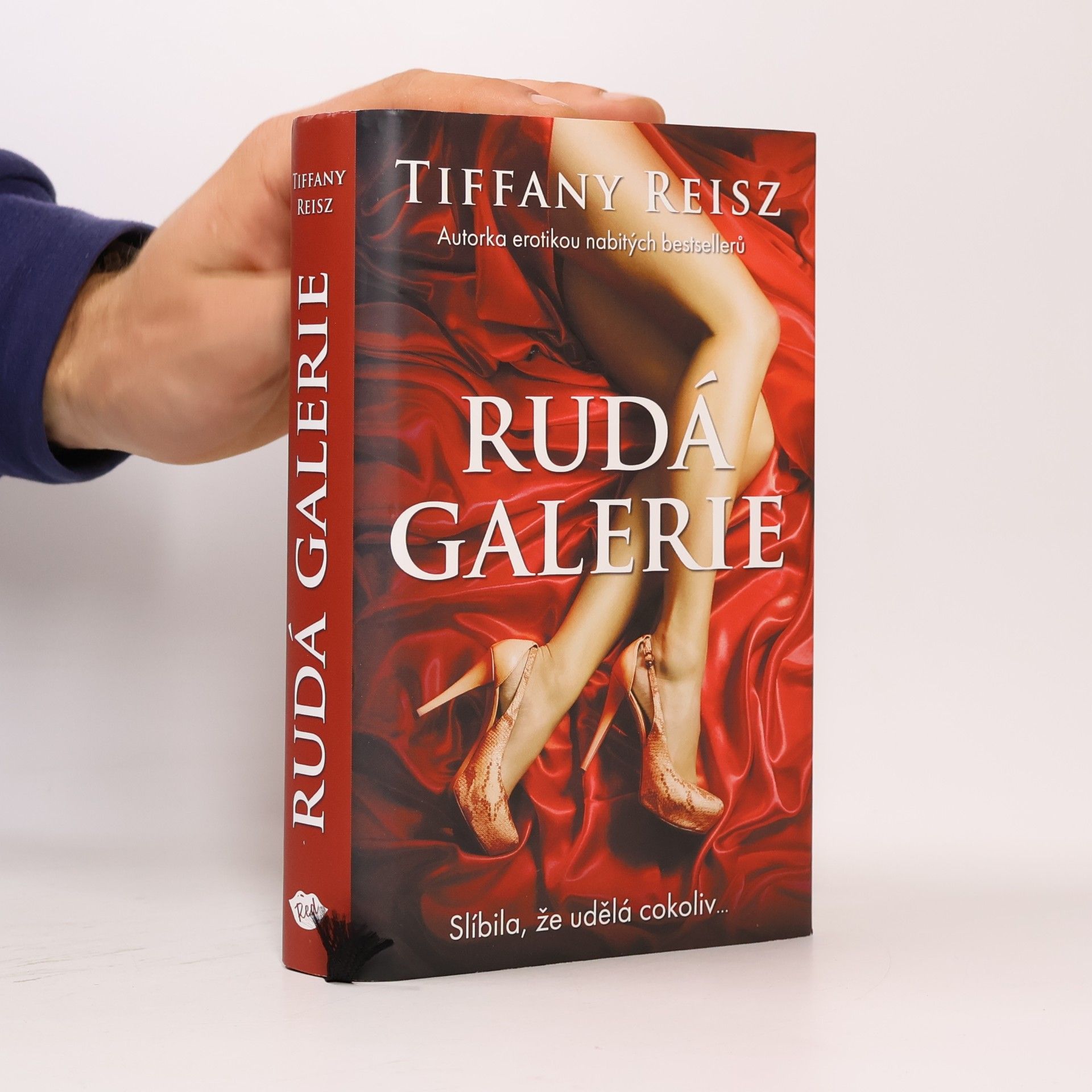 Tiffany Reisz Rudá galerie