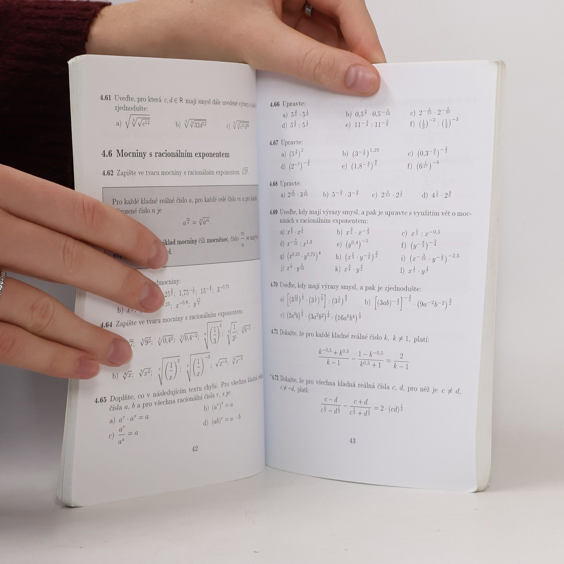 Oldřich Odvárko Sbírka úloh z matematiky pro gymnázia. Funkce