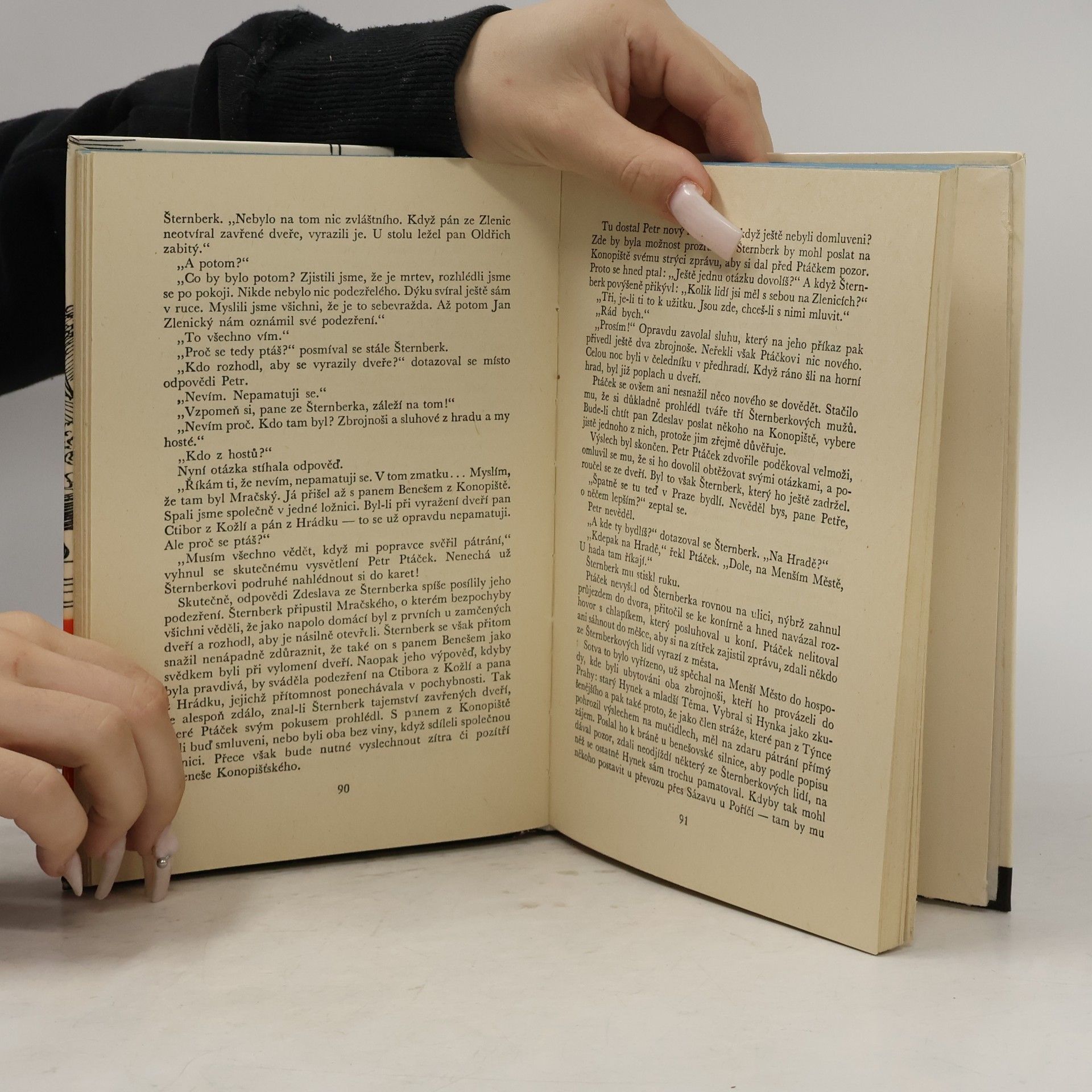 Radovan Šimáček Zločin na Zlenicích hradě L. P. 1318
