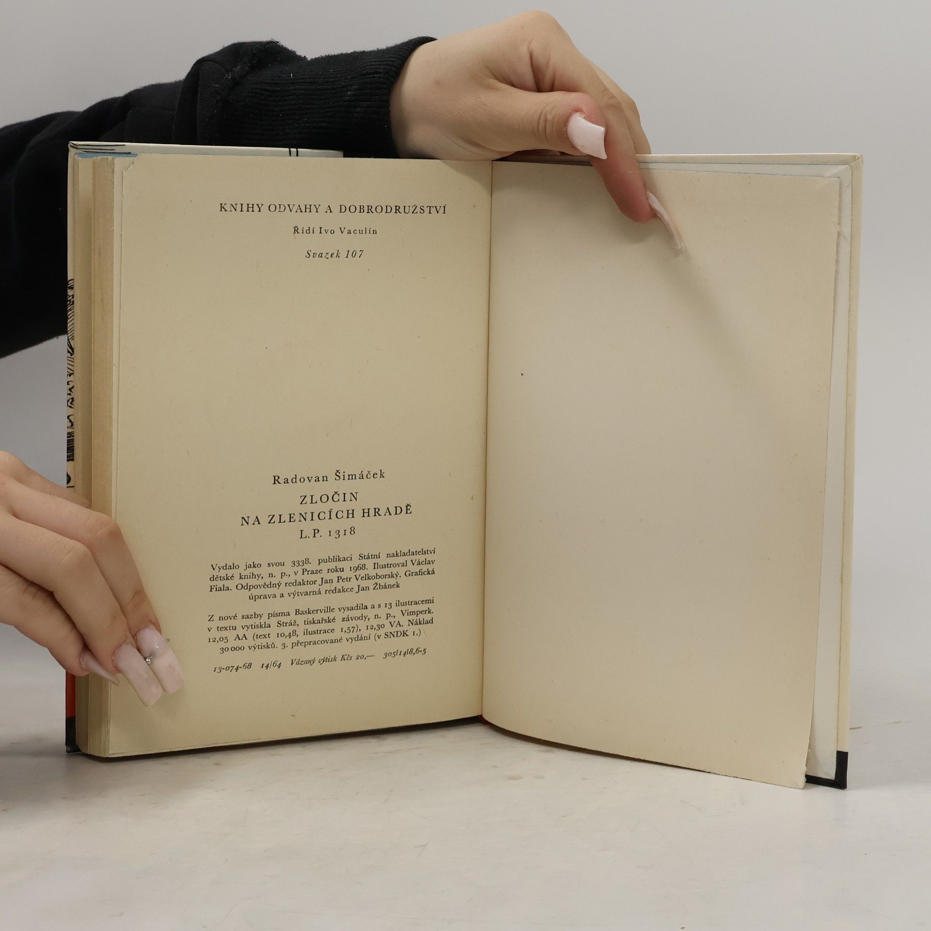 Radovan Šimáček Zločin na Zlenicích hradě L. P. 1318