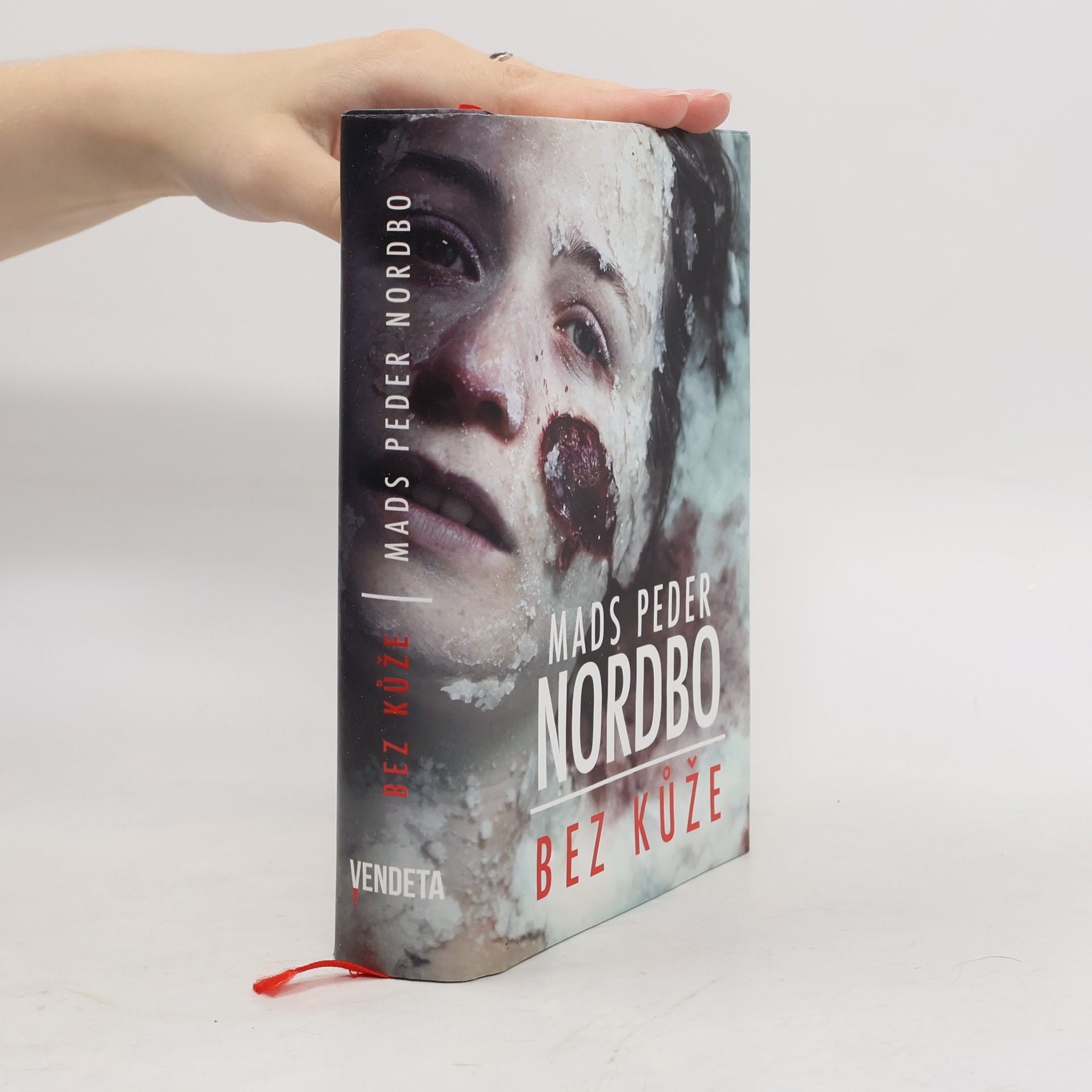 Mads Peder Nordbo Bez kůže