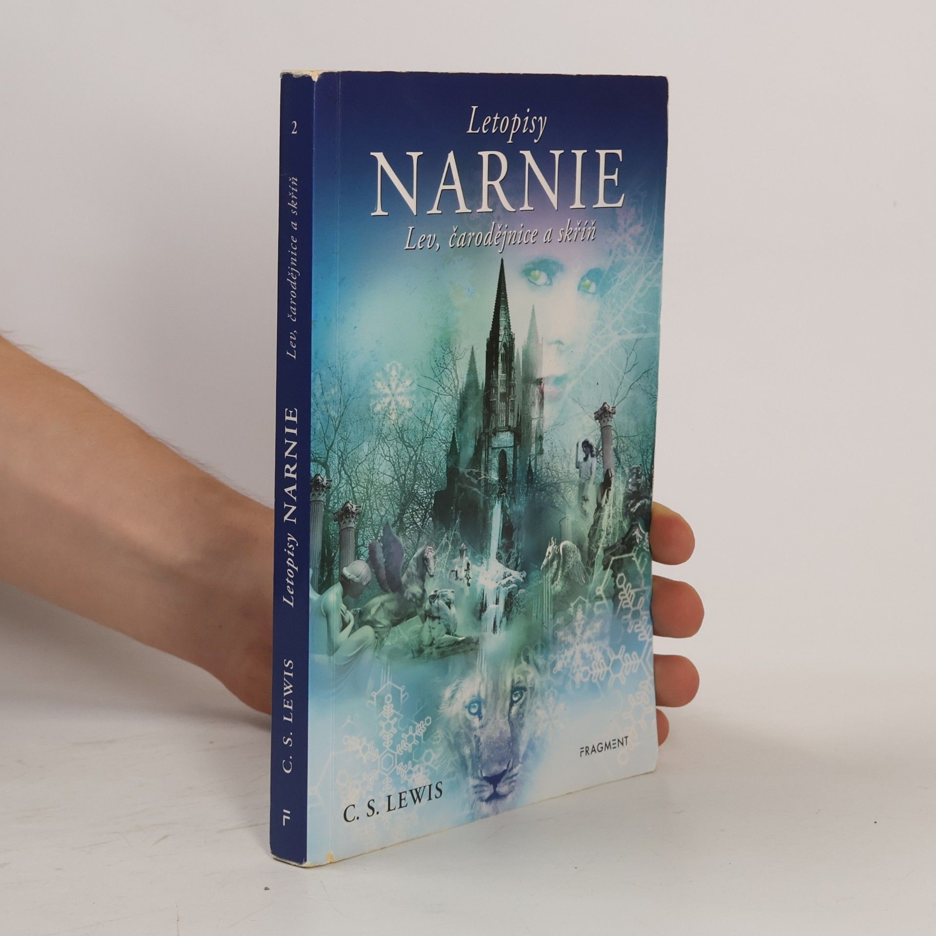 C. S. Lewis Lev, čarodějnice a skříň. Letopisy Narnie.