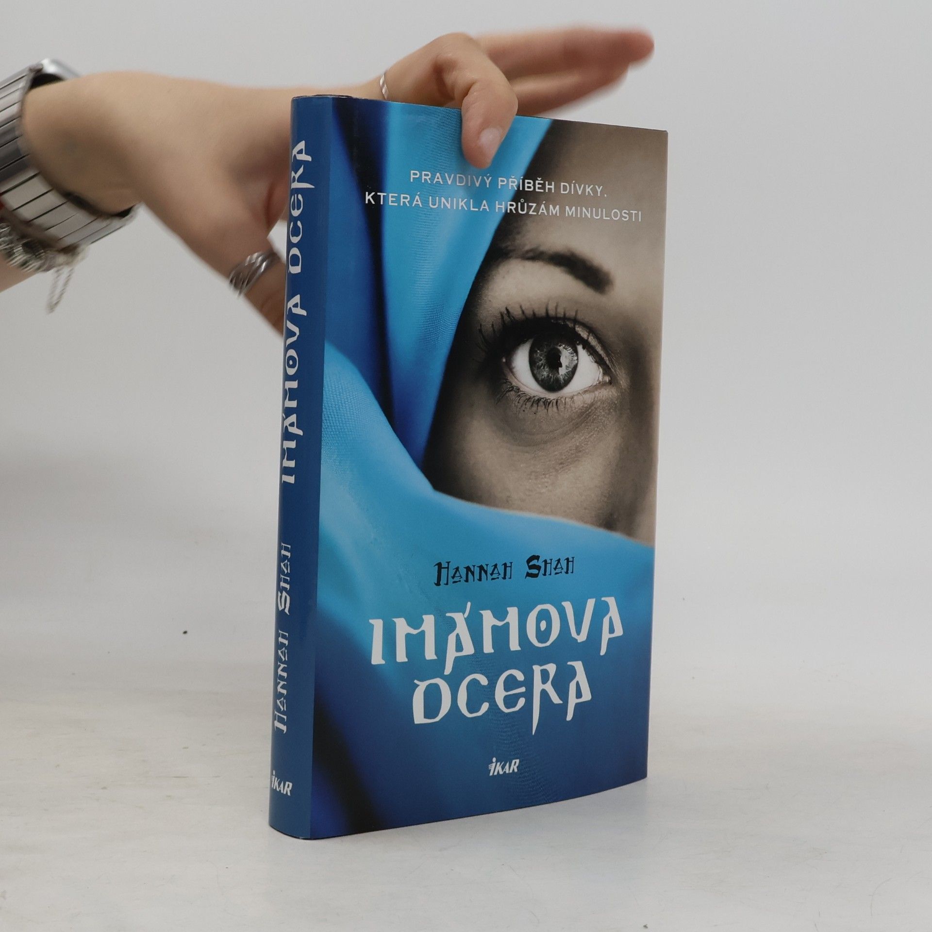 Hannah Shah Imámova dcera
