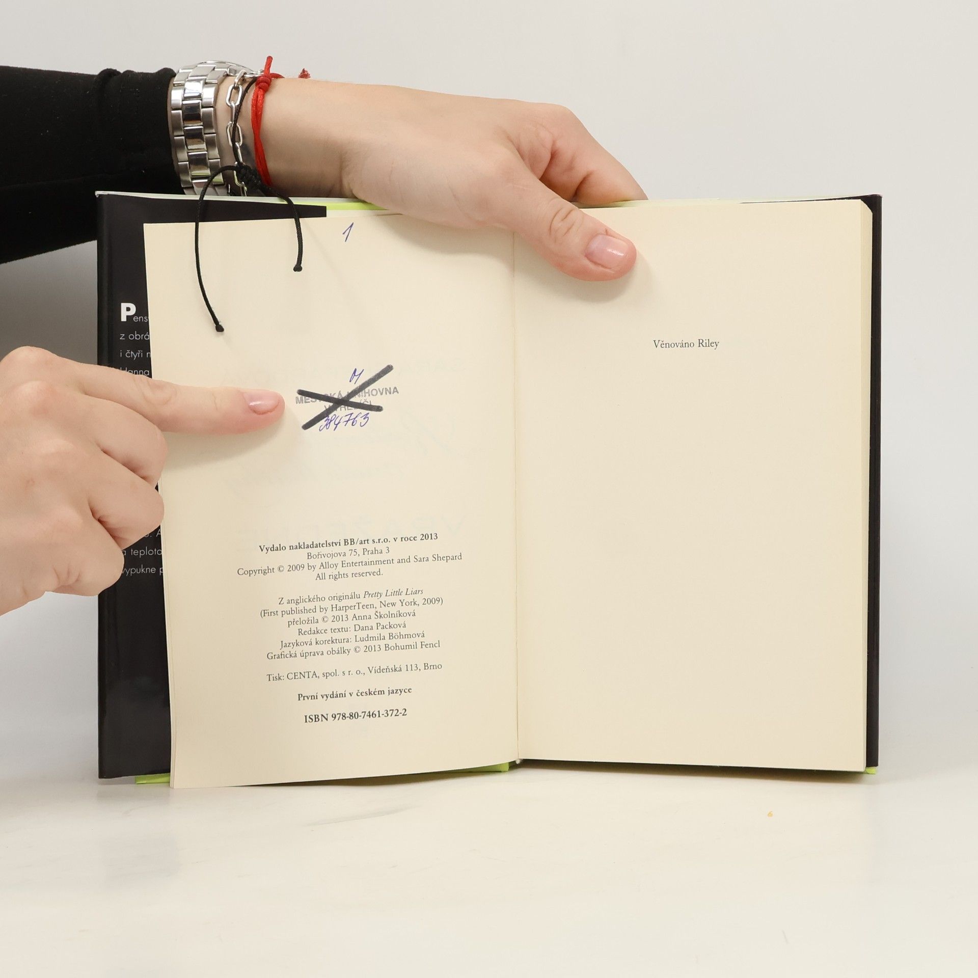 Sara Shepard Roztomilé malé lhářky: Vražedné