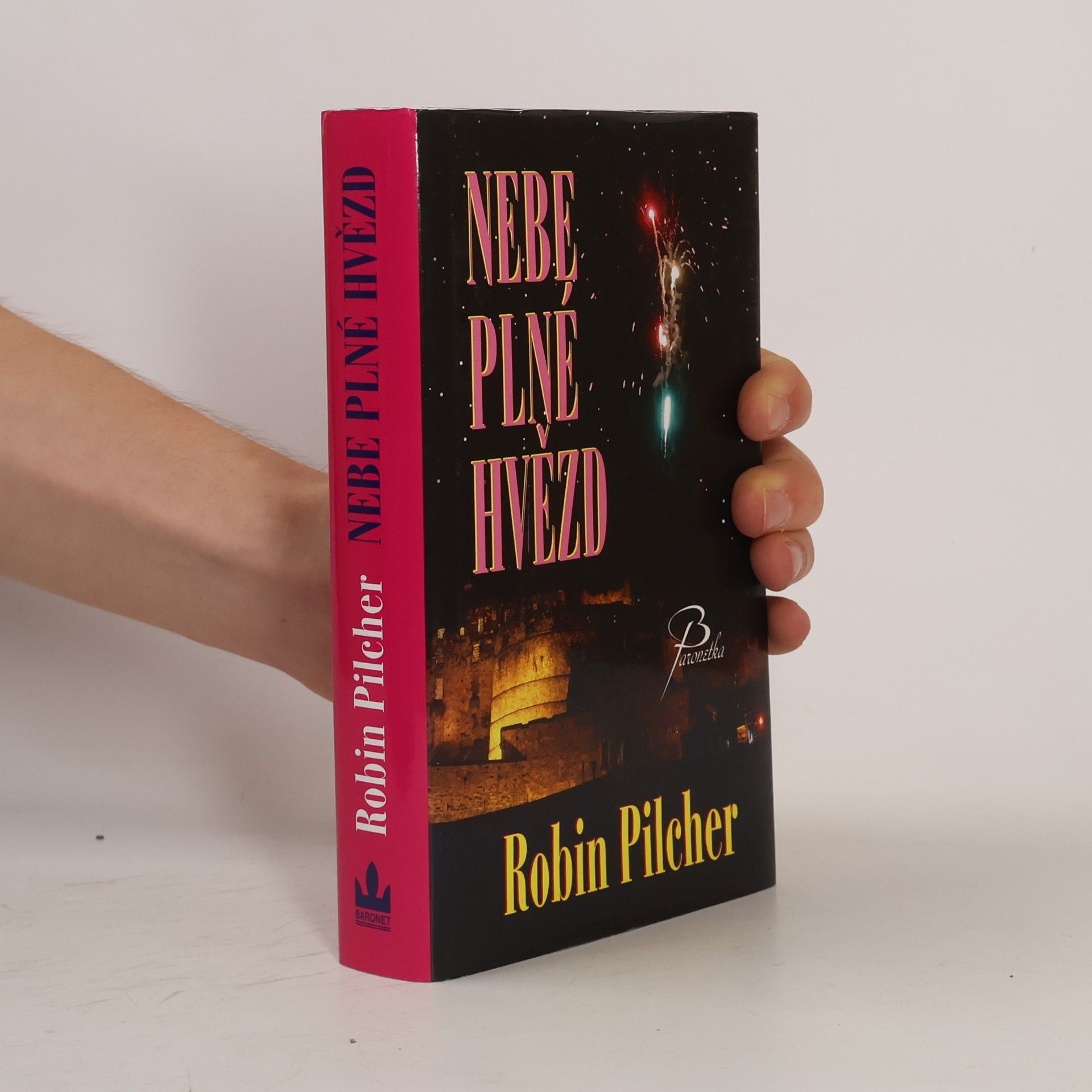 Robin Pilcher Nebe plné hvězd