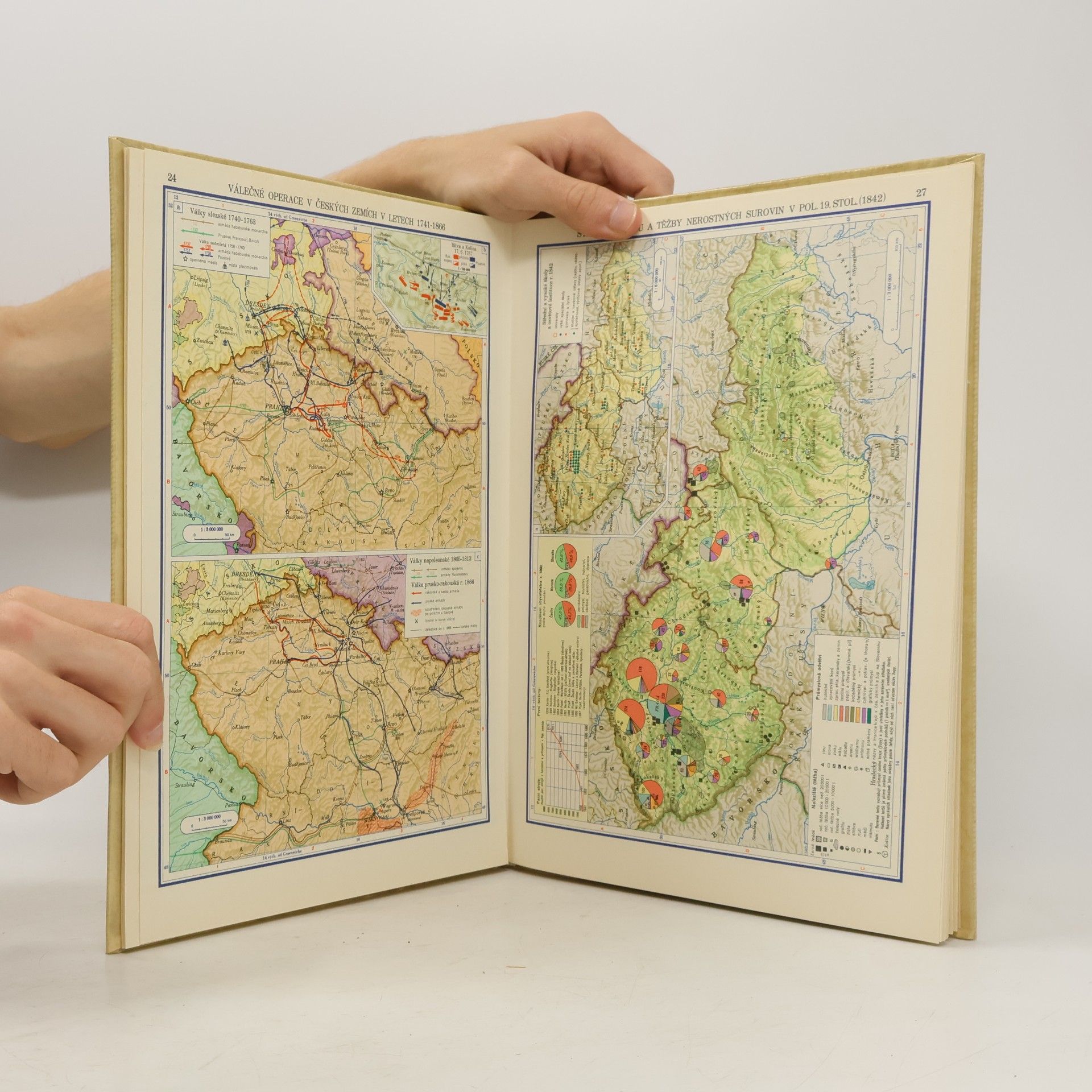 Autorenkollektiv Školní atlas československých dějin