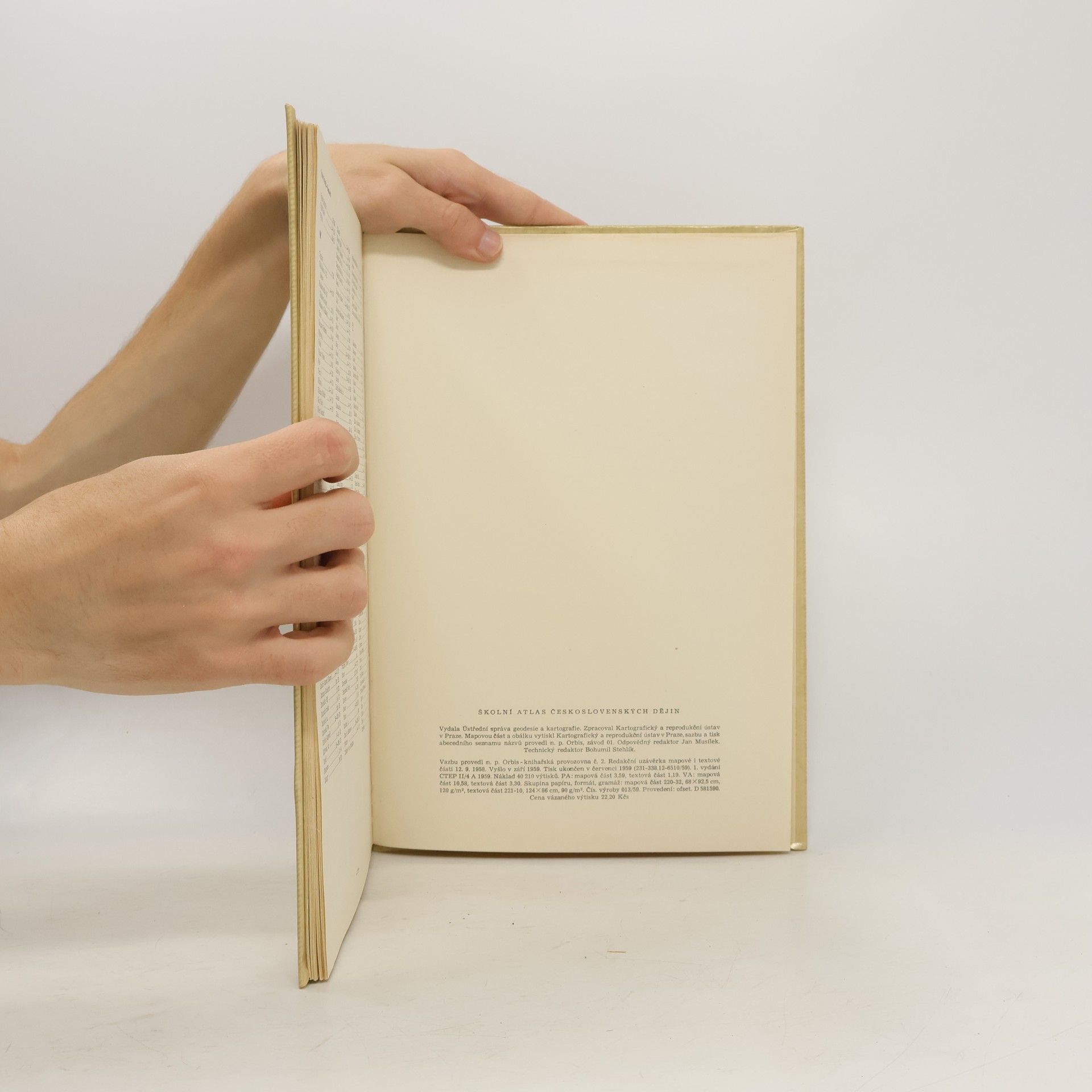 Autorenkollektiv Školní atlas československých dějin