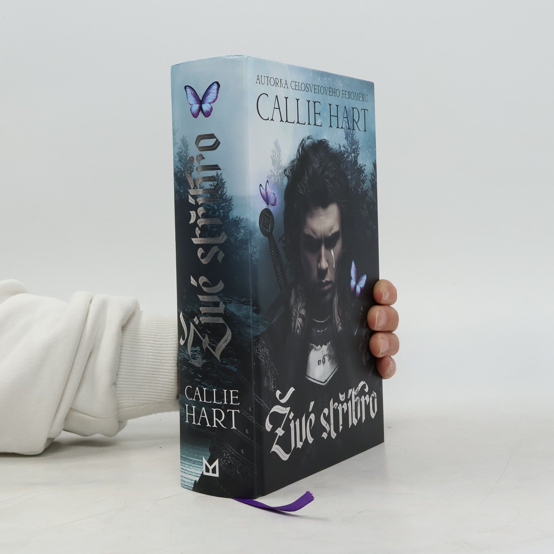 Callie Hart Živé stříbro