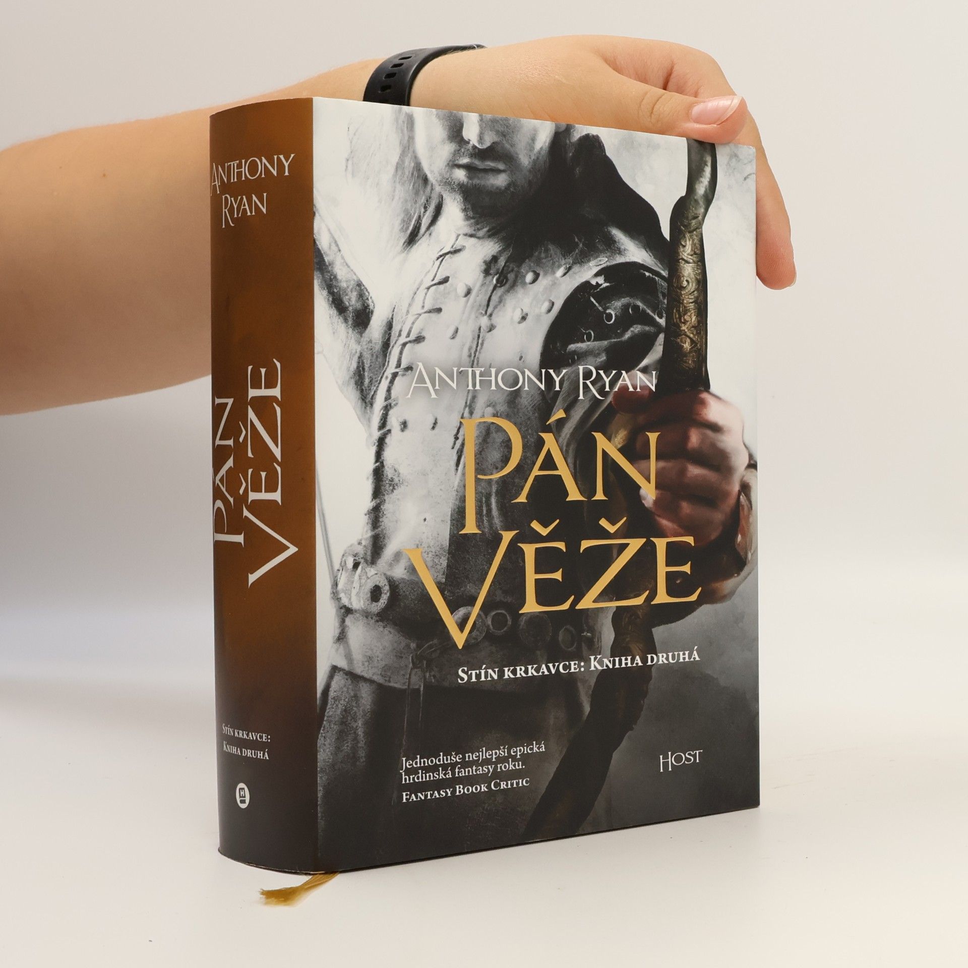 Anthony Ryan Pán věže: stín krkavce. Kniha druhá