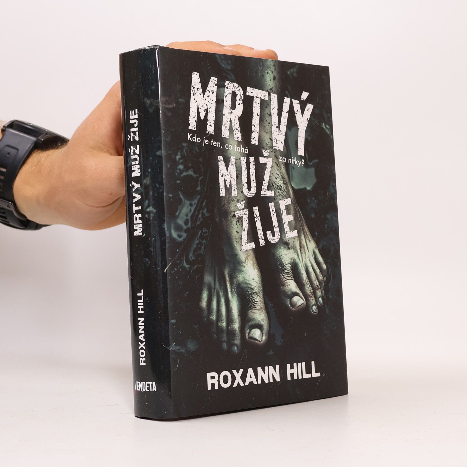 Roxann Hill Mrtvý muž žije
