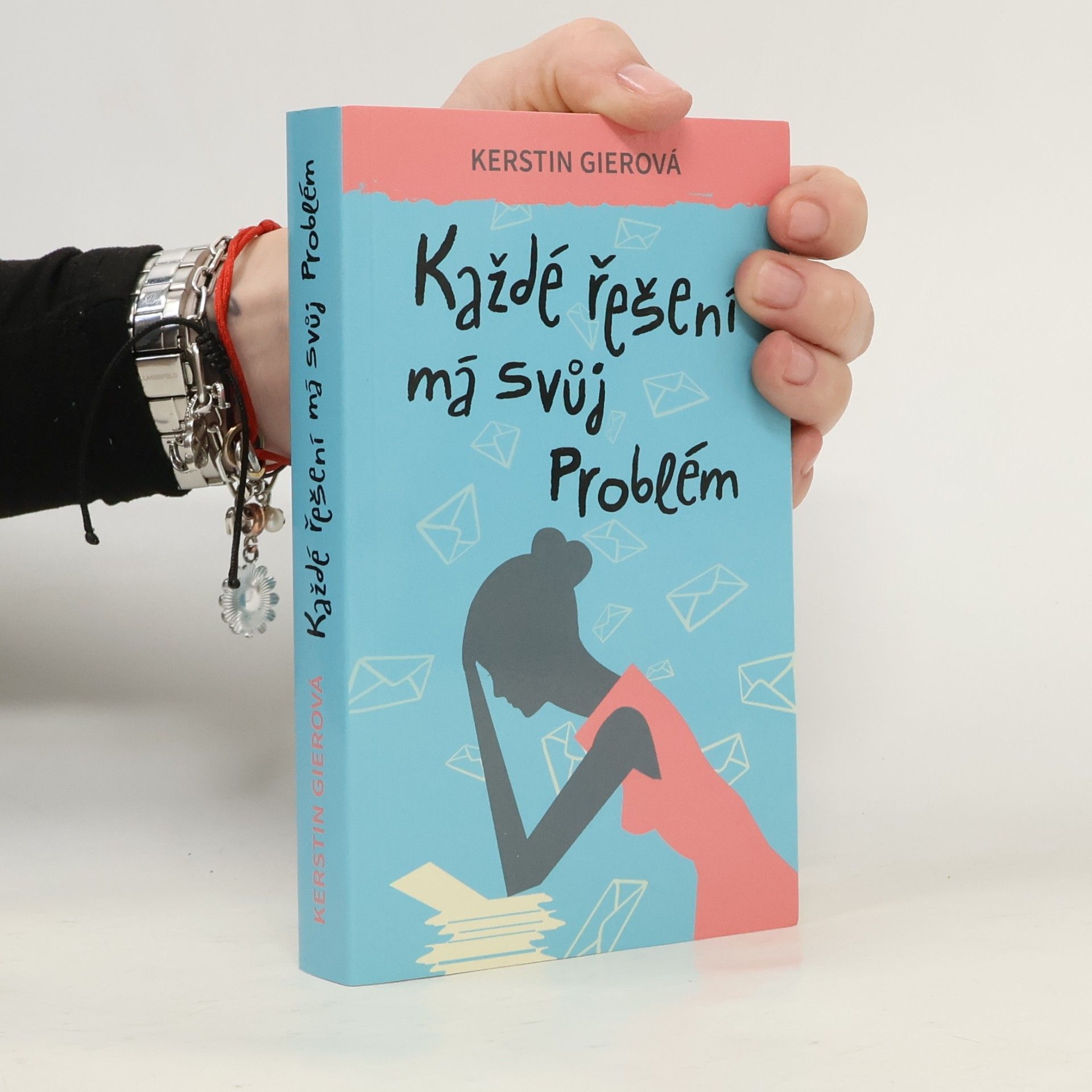 Kerstin Gier Každé řešení má svůj problém