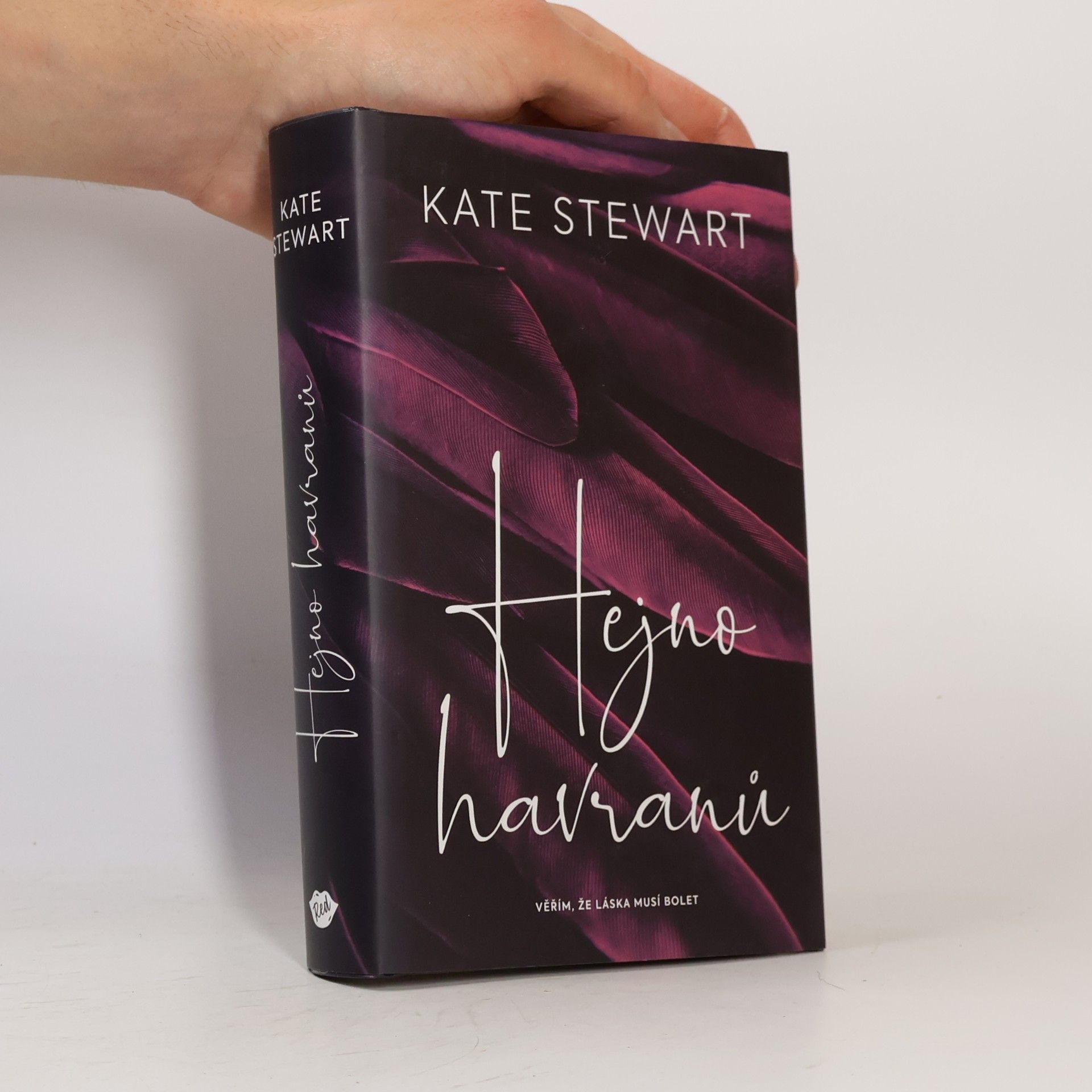 Kate Stewart Hejno havranů