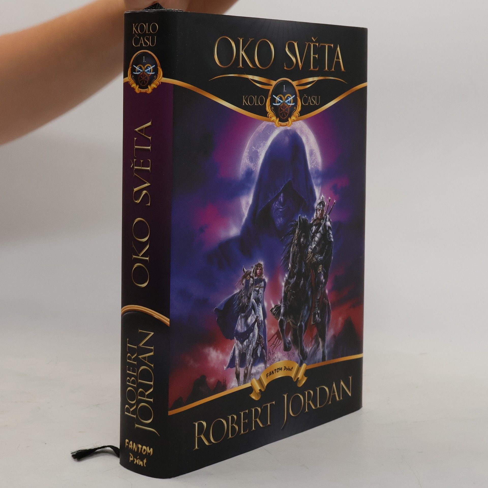 Robert Jordan Kolo času 1. Oko světa