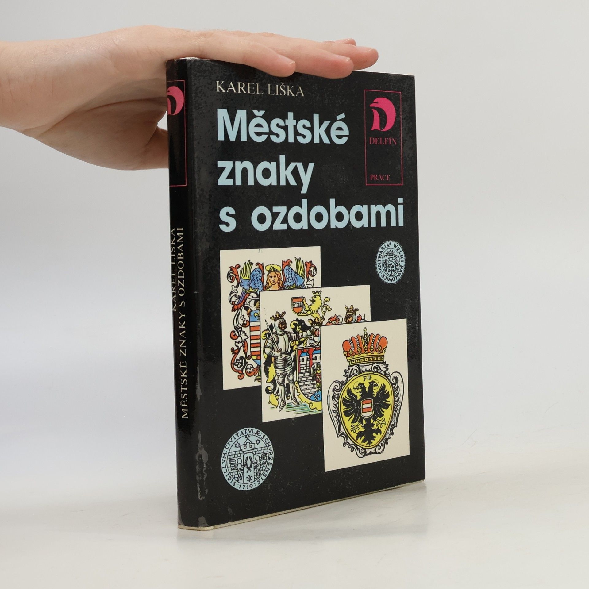 Karel Liška Městské znaky s ozdobami