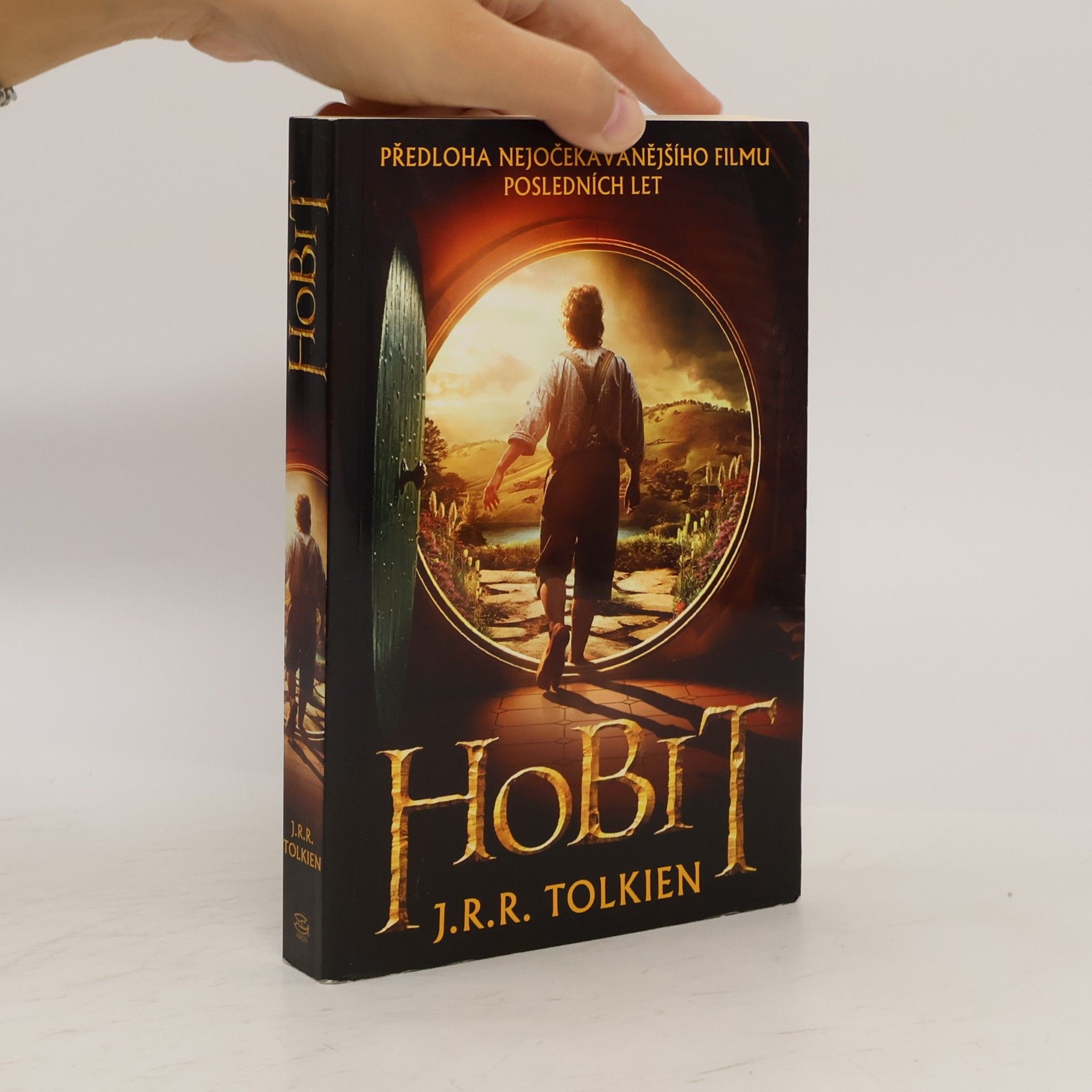 J. R. R. Tolkien Hobit, aneb, Cesta tam a zase zpátky