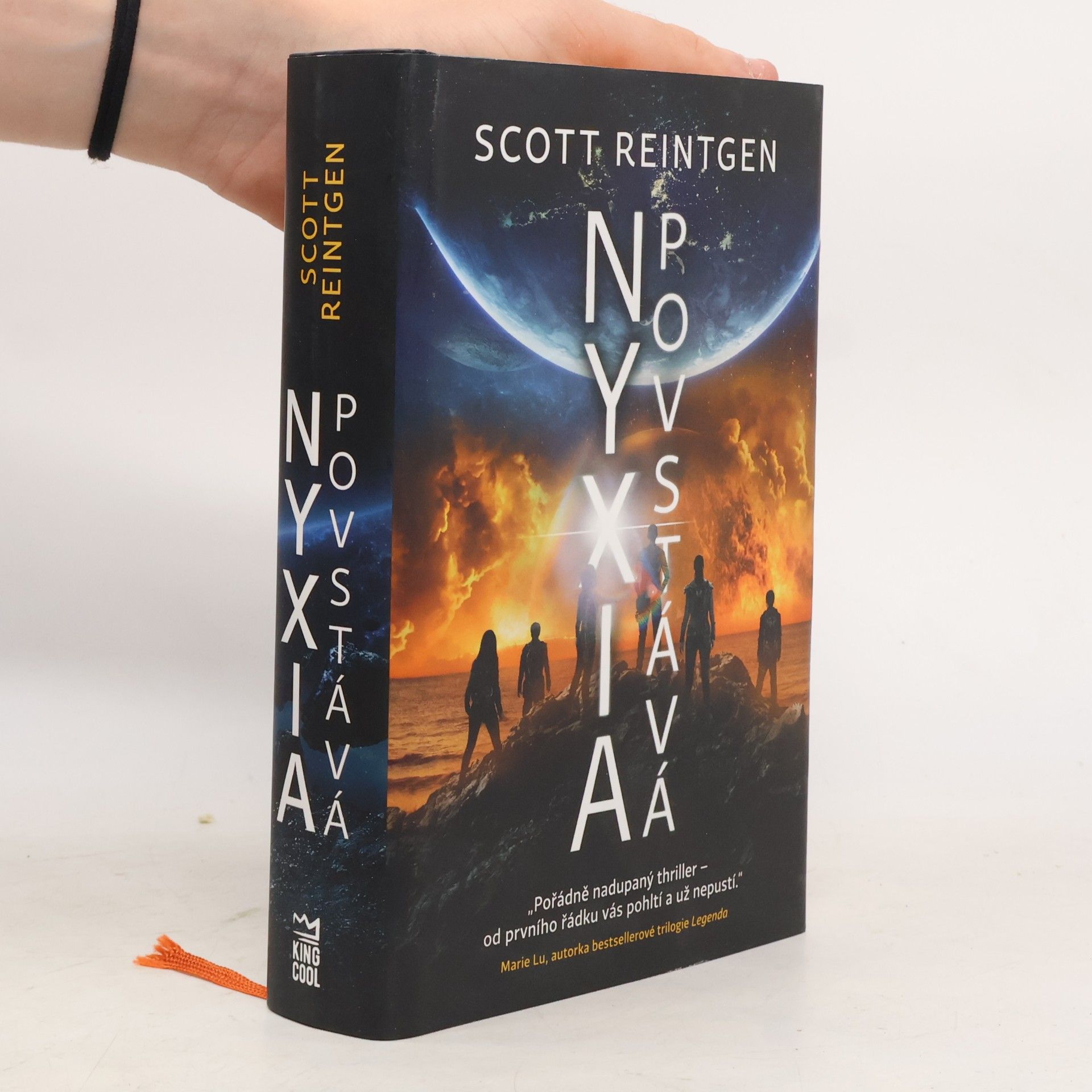 Scott Reintgen Nyxia povstává