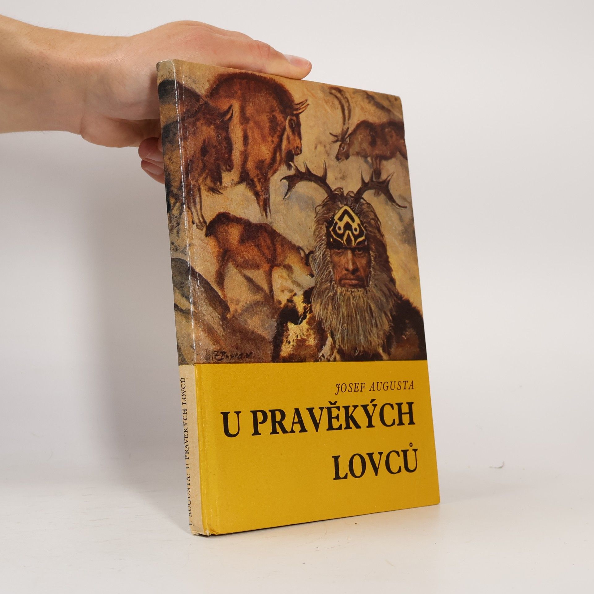 Josef Augusta U pravěkých lovců