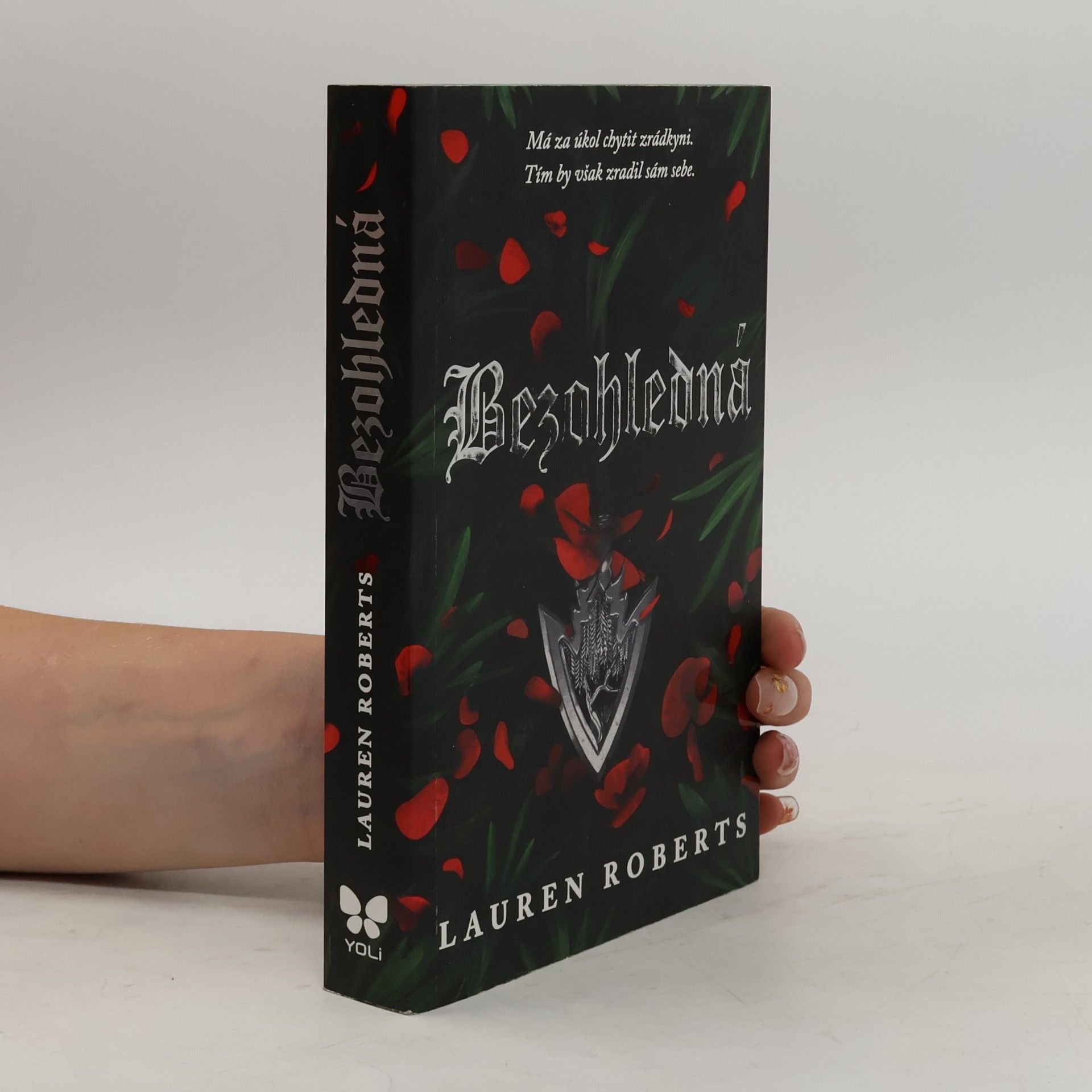 Lauren Roberts Bezohledná